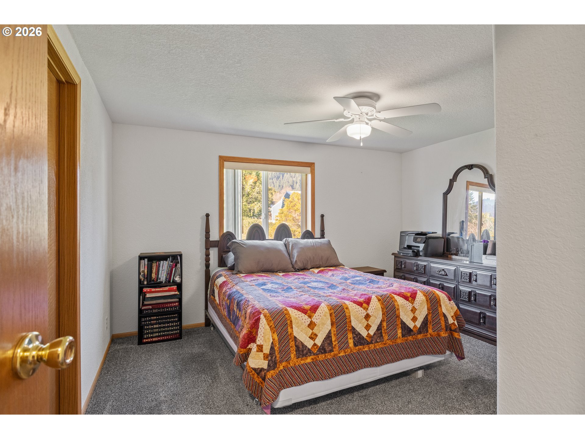 173 E Date St Property Photo 38