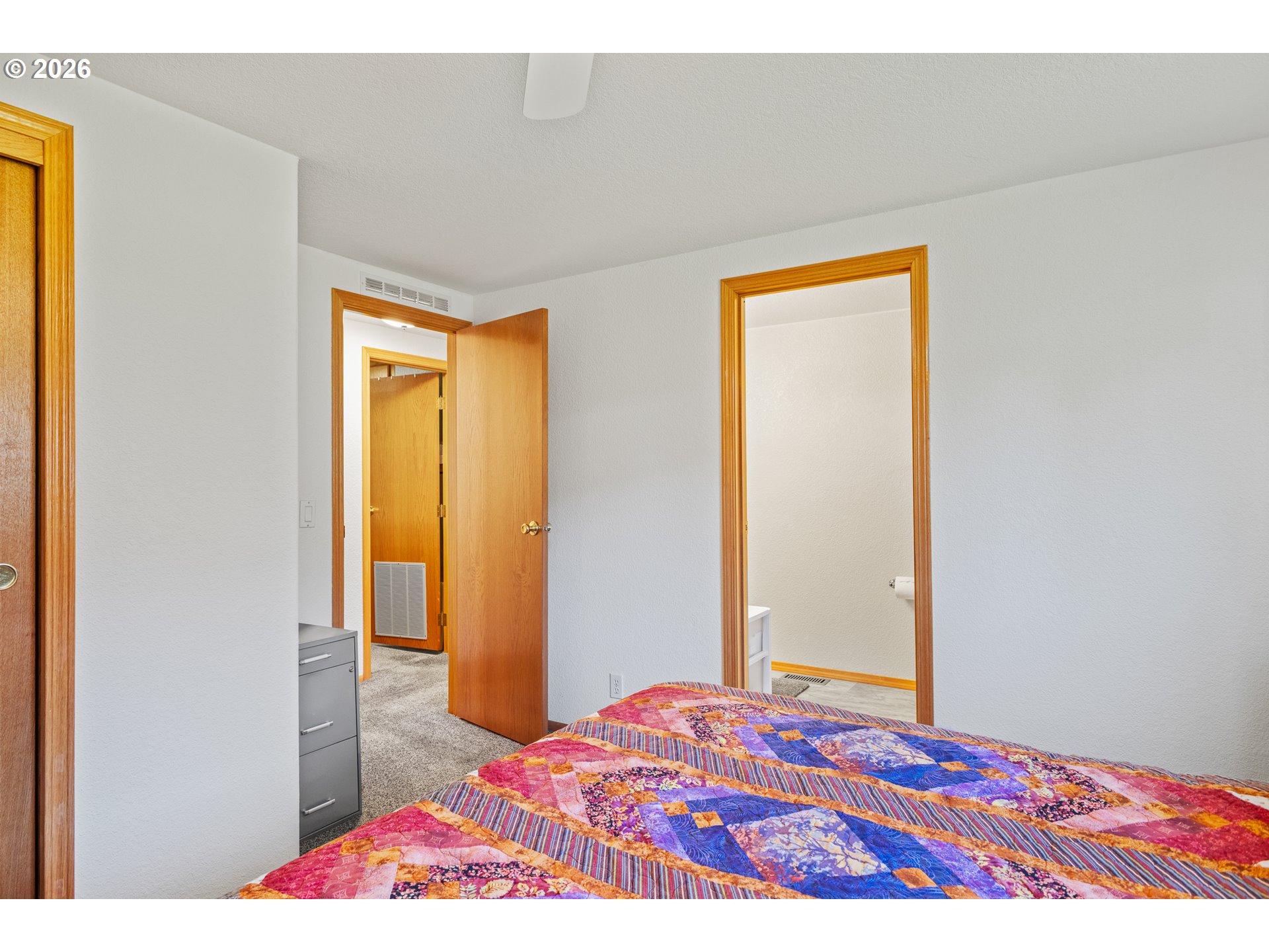173 E Date St Property Photo 40