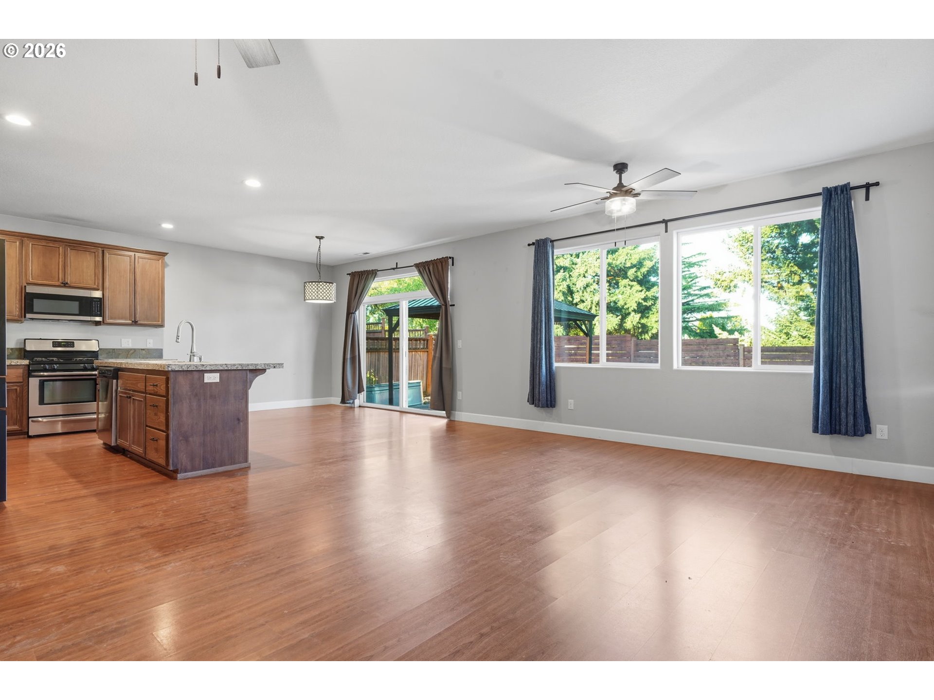 19125 Dublin Ave Property Photo 6