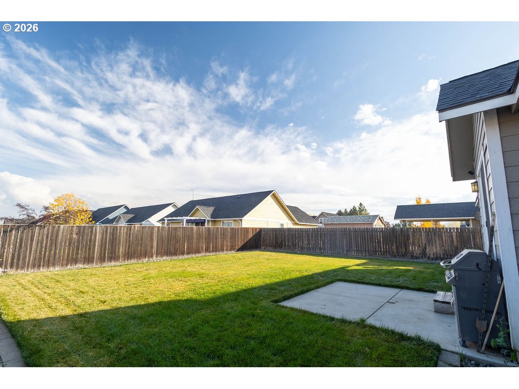 1409 25th St Property Photo 6