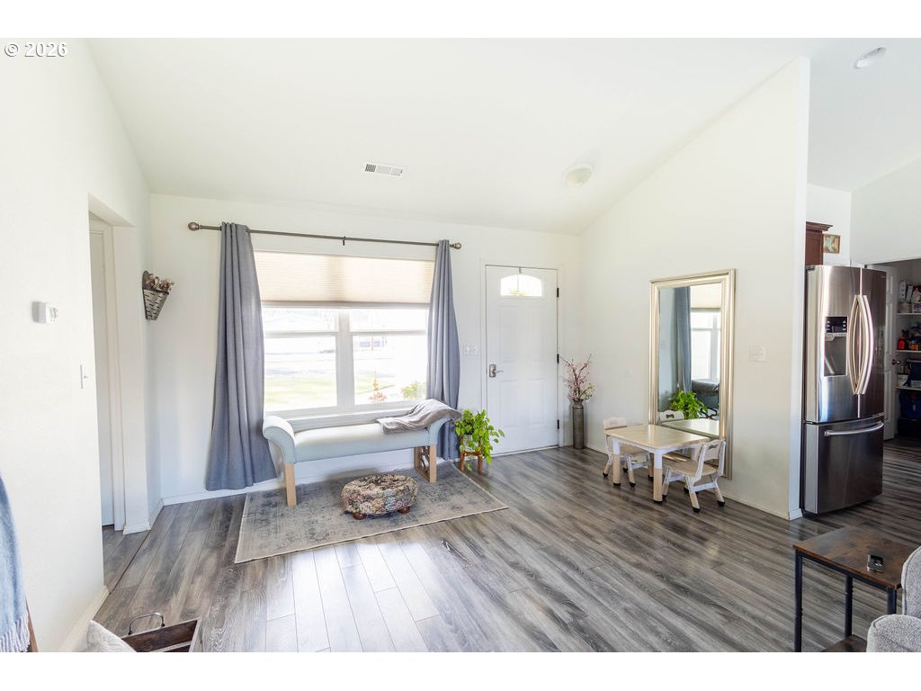 1409 25th St Property Photo 10