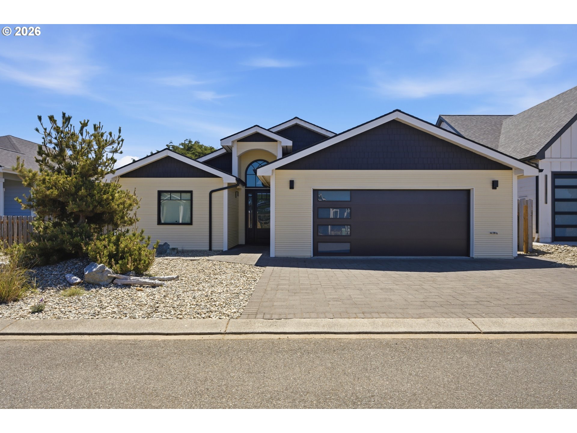 730 Seabird Dr Sw Property Photo 1