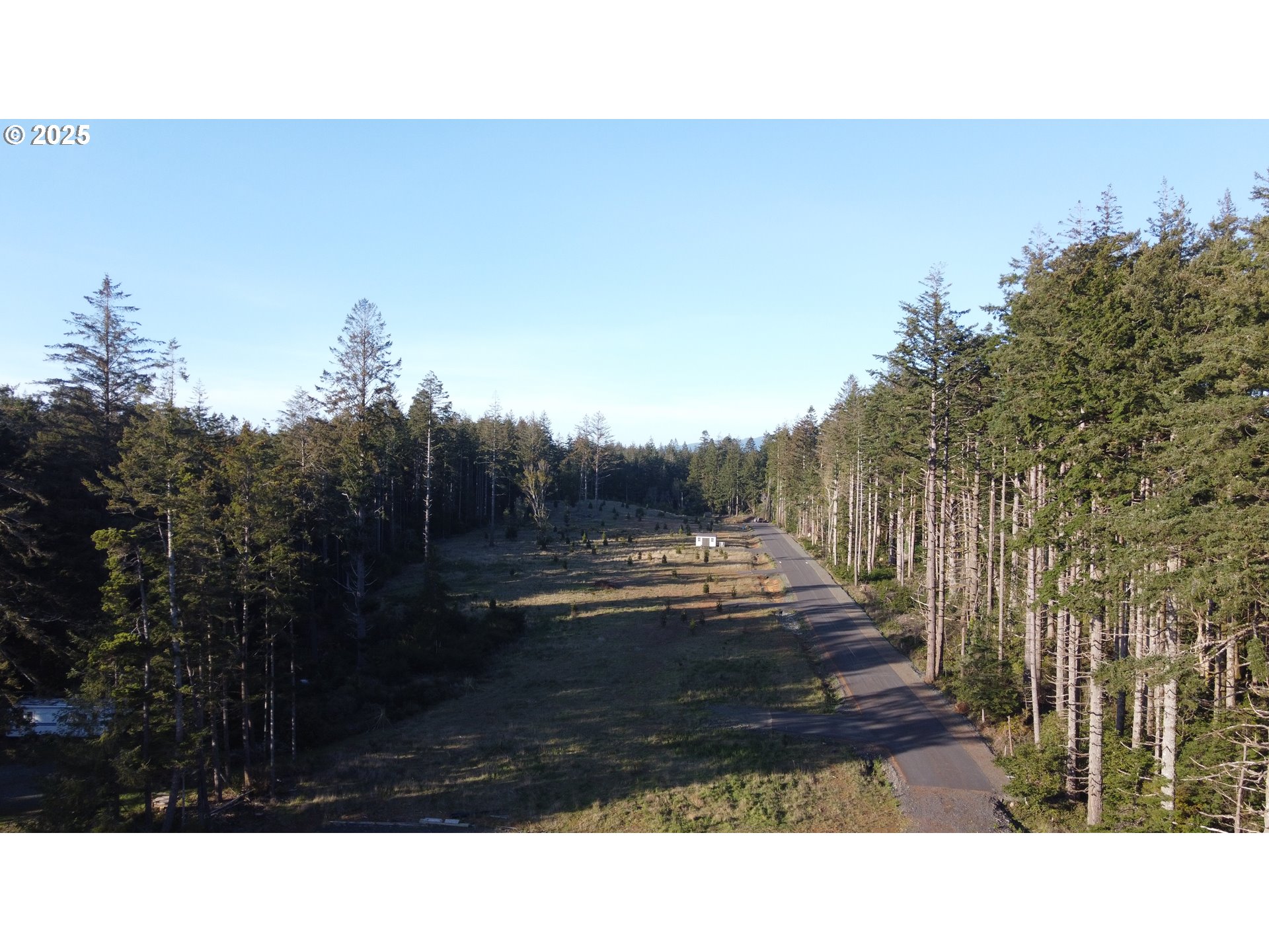 Hubbard Ln Property Photo 9