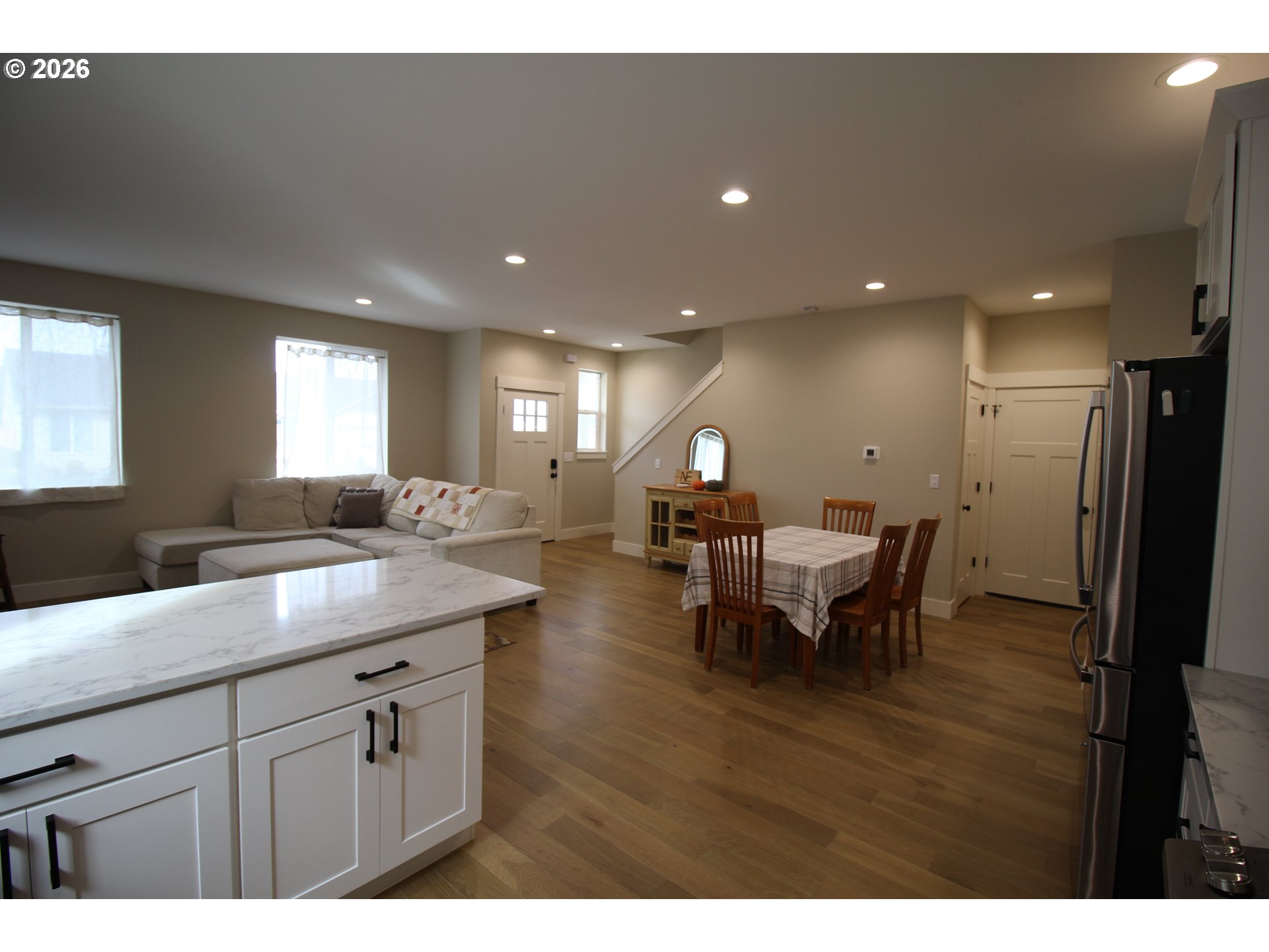 672 Parker Loop Property Photo 4