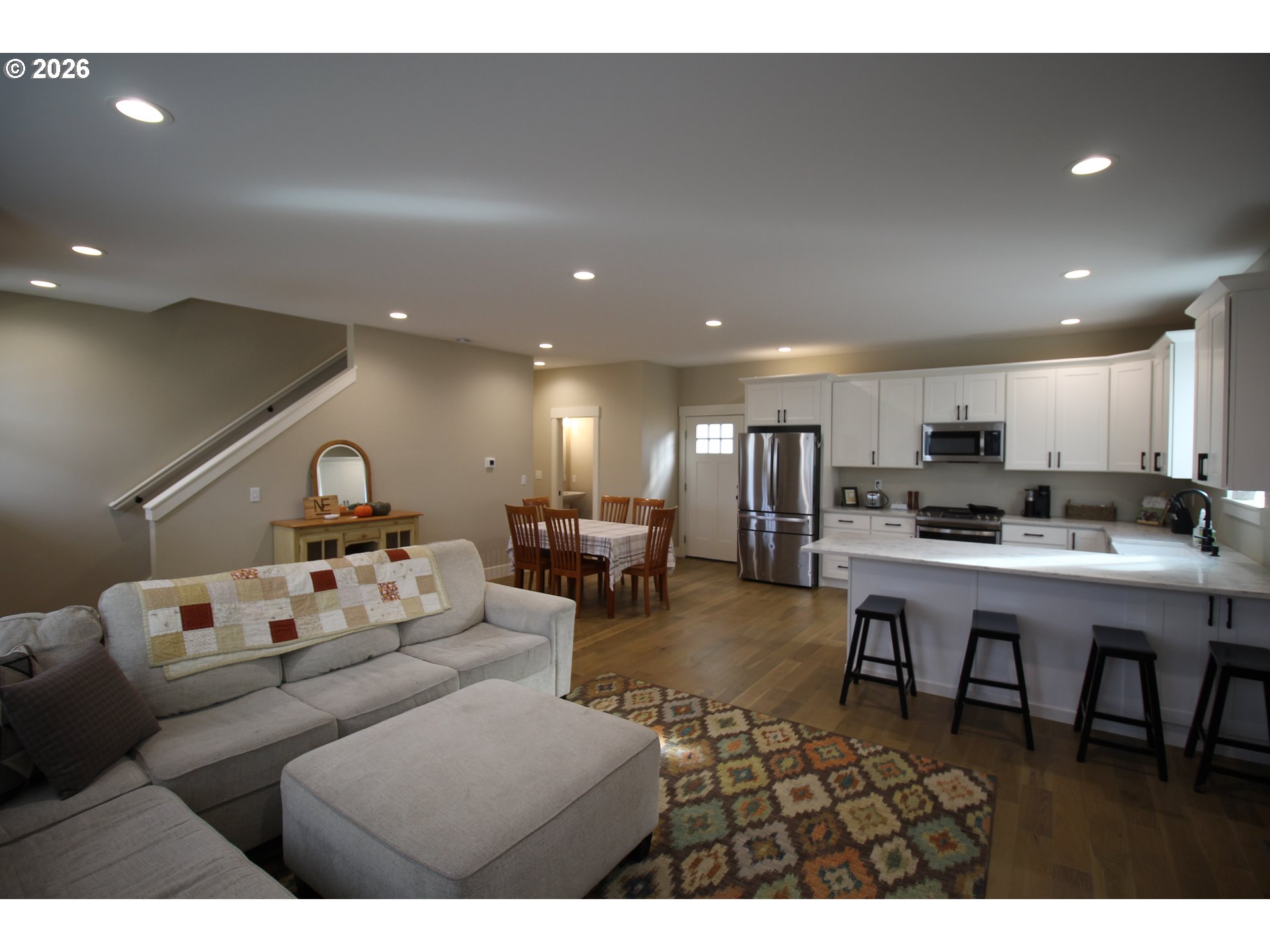 672 Parker Loop Property Photo 6