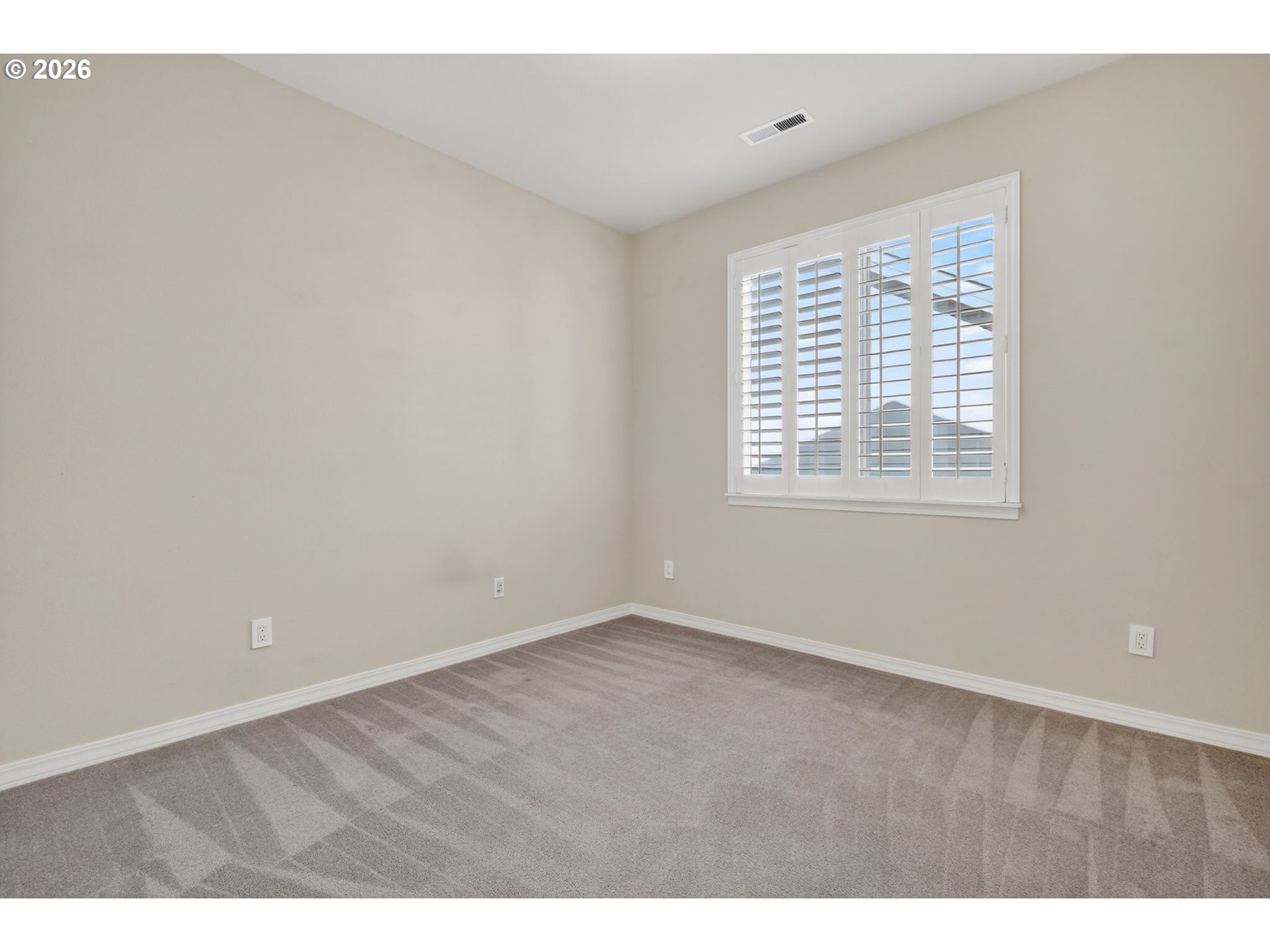 15940 Sw Snowy Owl Ln Property Photo 37