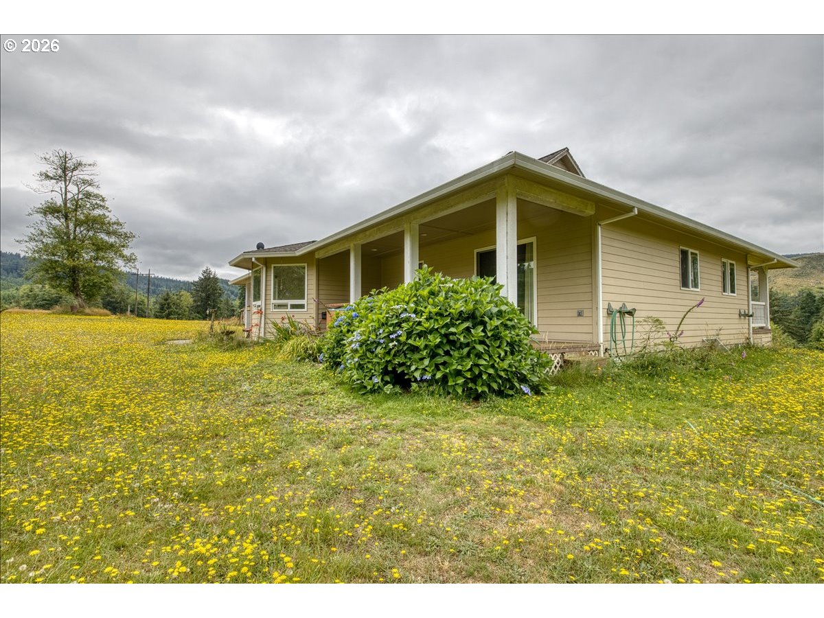 25905 Bixby Rd Property Photo 2