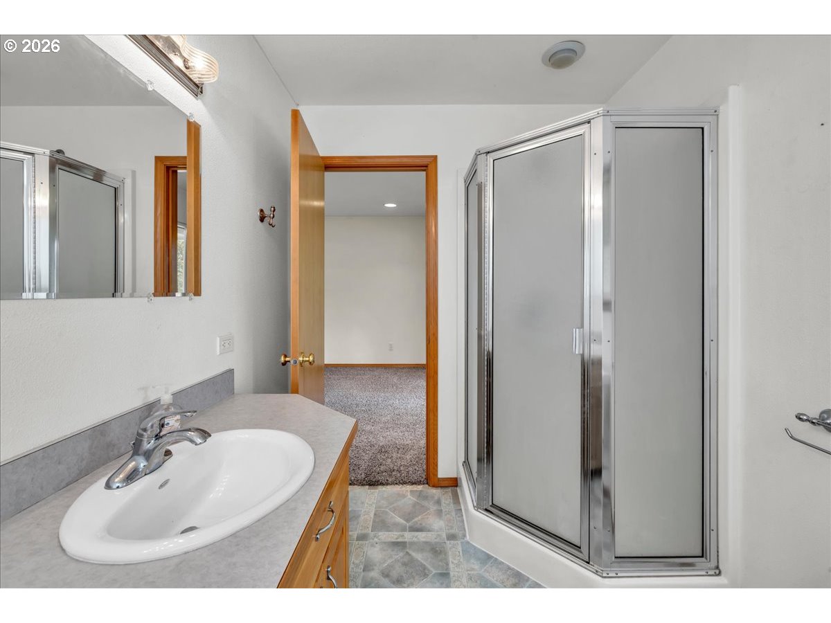 25905 Bixby Rd Property Photo 29