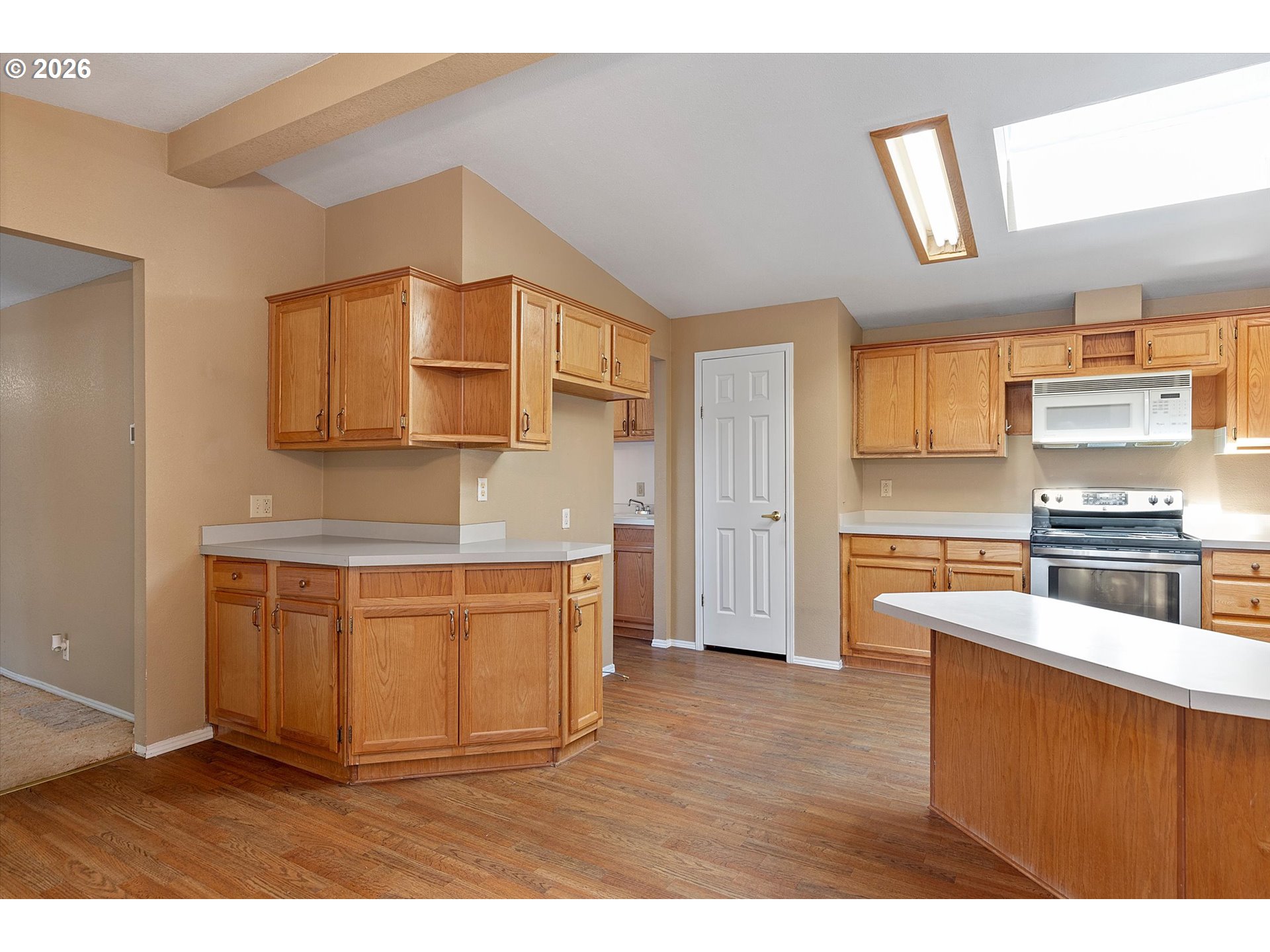 395 Seagrove Loop Property Photo 6