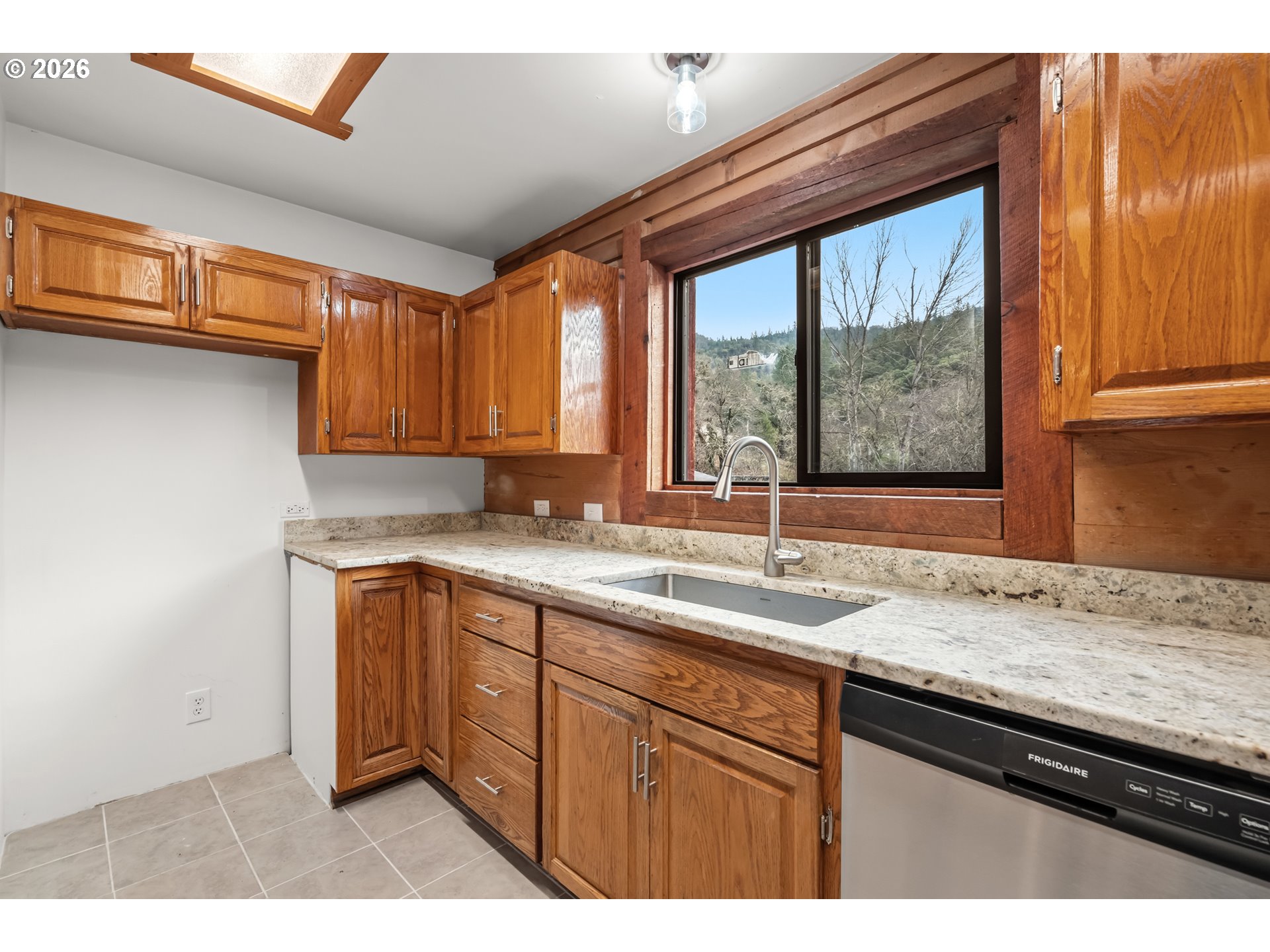 1514 Burbridge Dr Property Photo 17