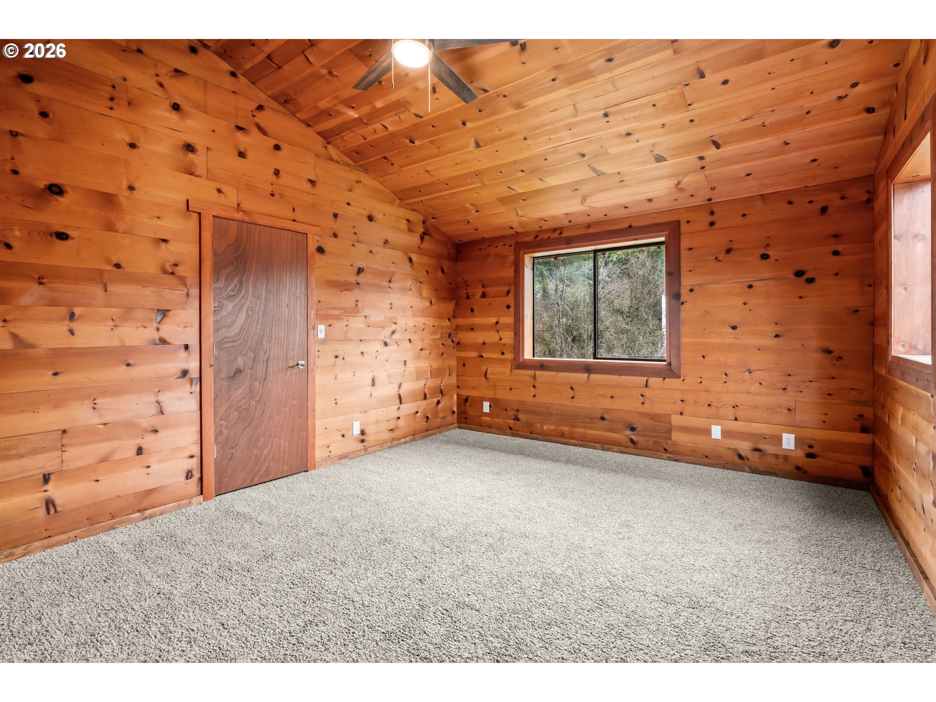 1514 Burbridge Dr Property Photo 32