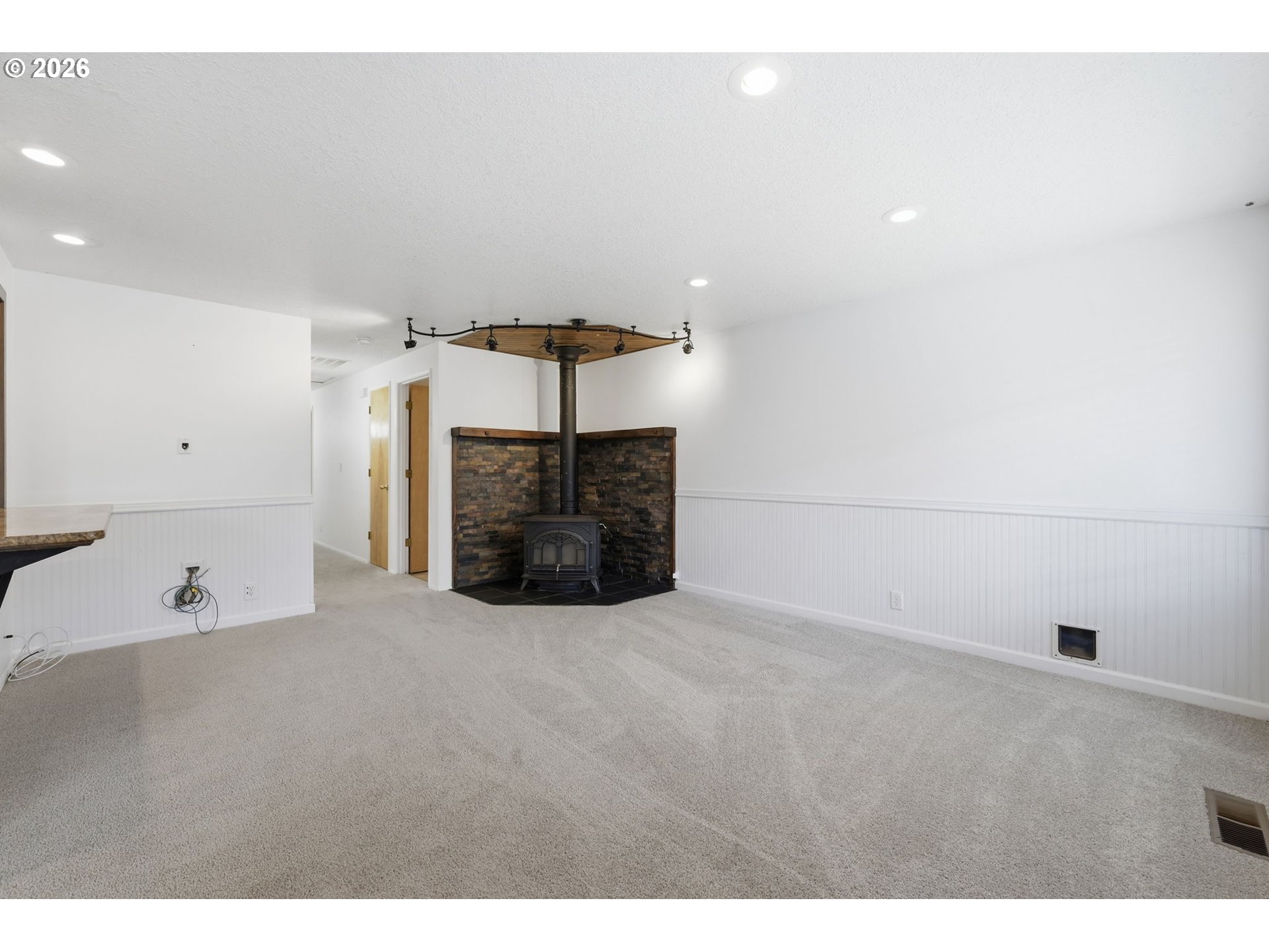 515 Pine Ct Property Photo 5