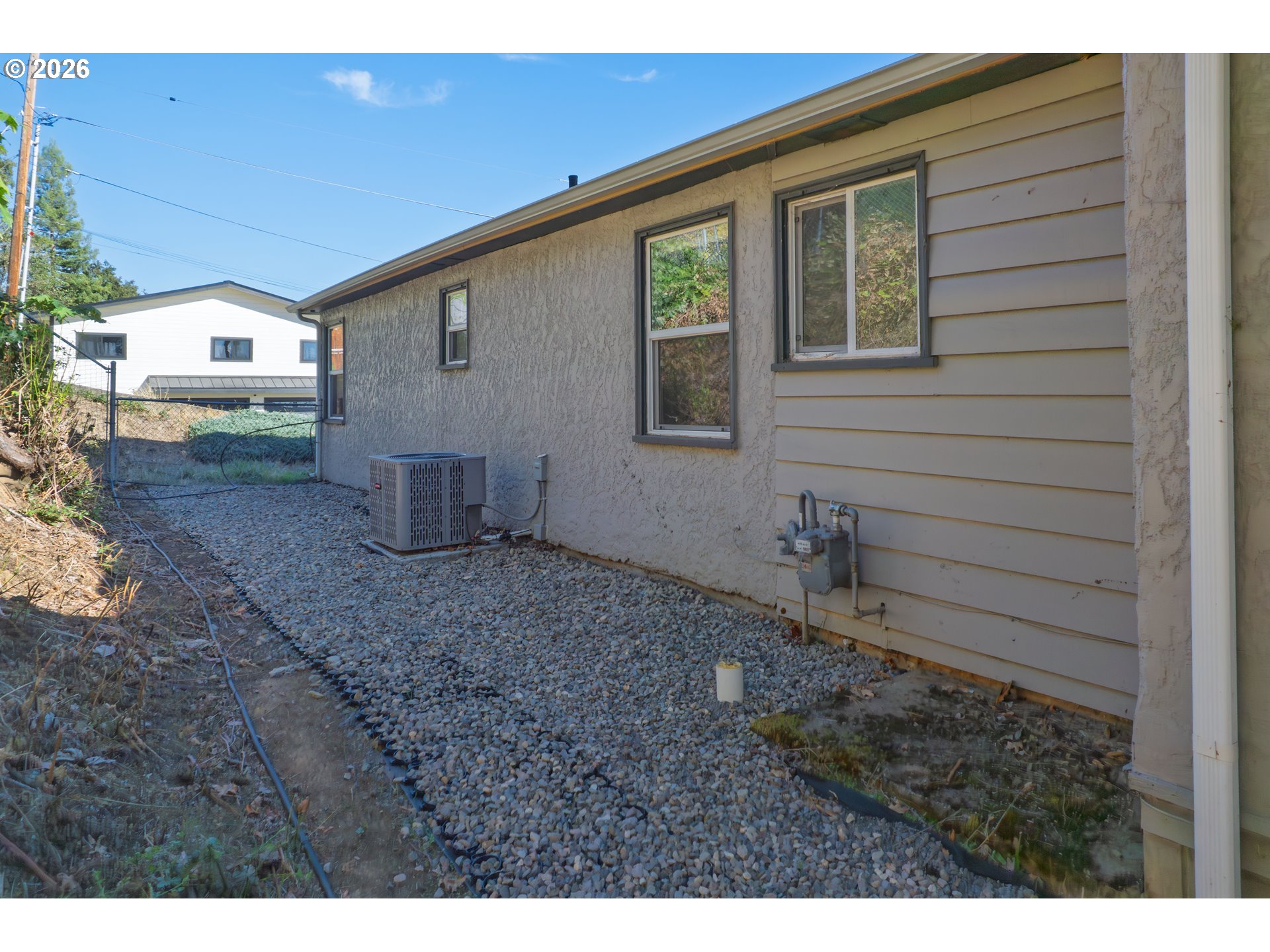1830 Nw Goetz St Property Photo 21
