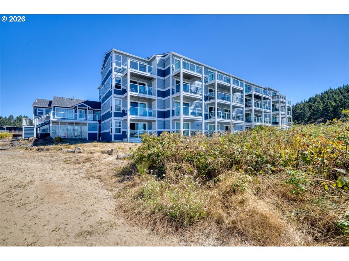5201 Sw Highway 101 109 Property Photo 1