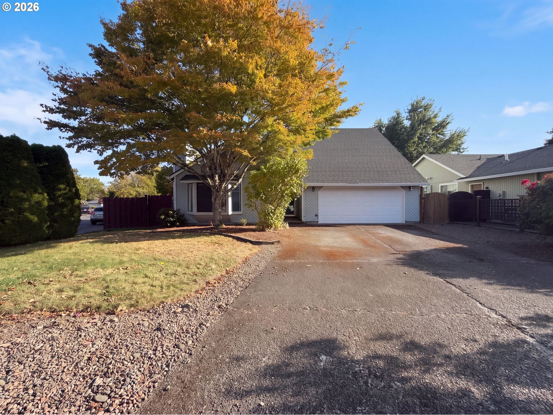 5810 Nw Landing Dr Property Photo 1