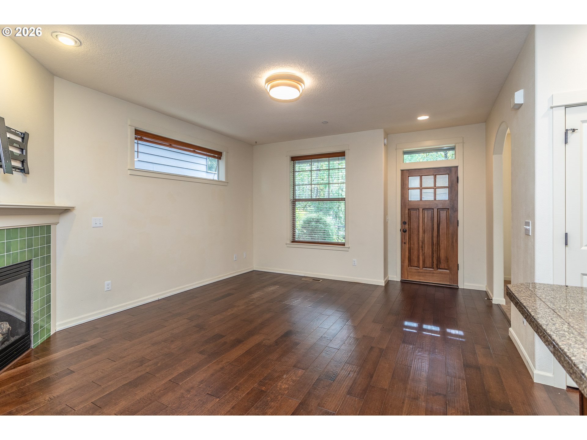 925 Sw Mozart Ter Property Photo 4