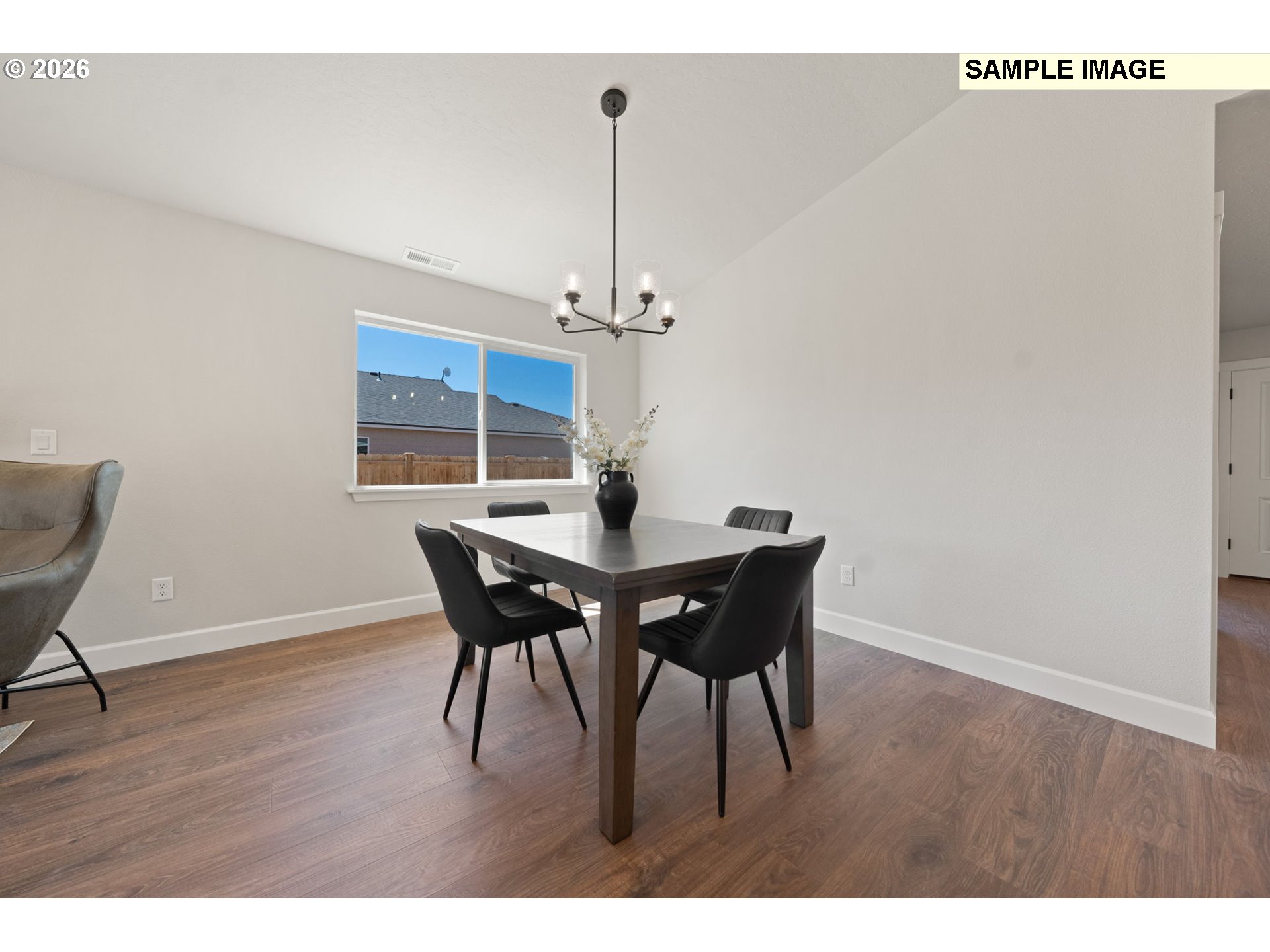 853 E Kinsley Ave Property Photo 10