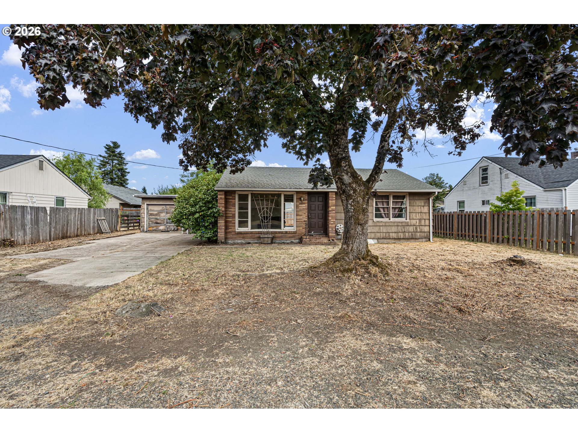 757 Berntzen Rd Property Photo 2