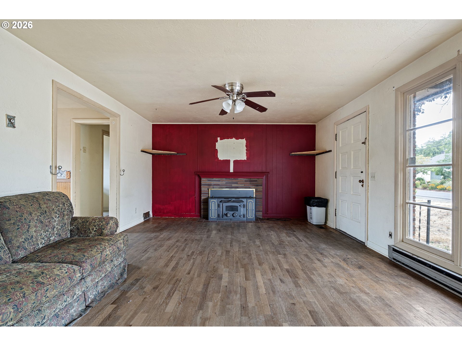 757 Berntzen Rd Property Photo 10