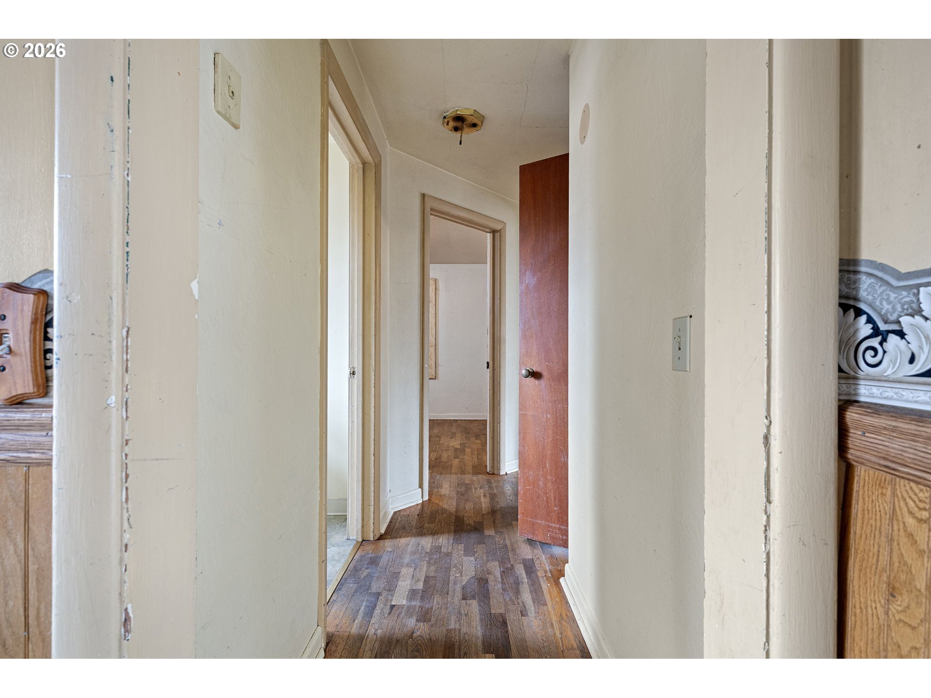 757 Berntzen Rd Property Photo 12