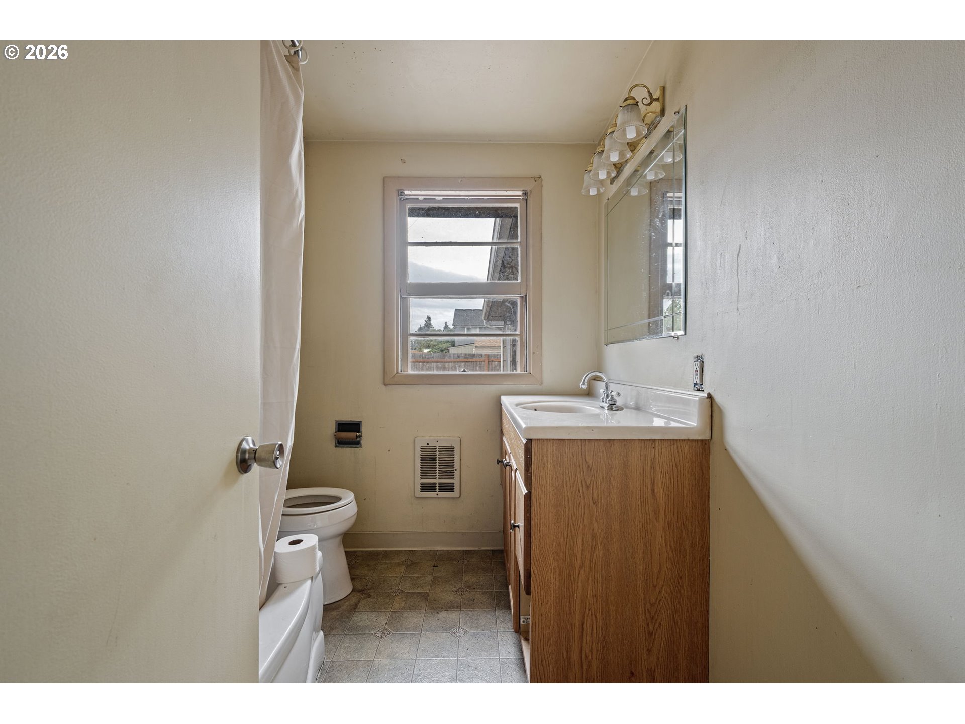 757 Berntzen Rd Property Photo 19