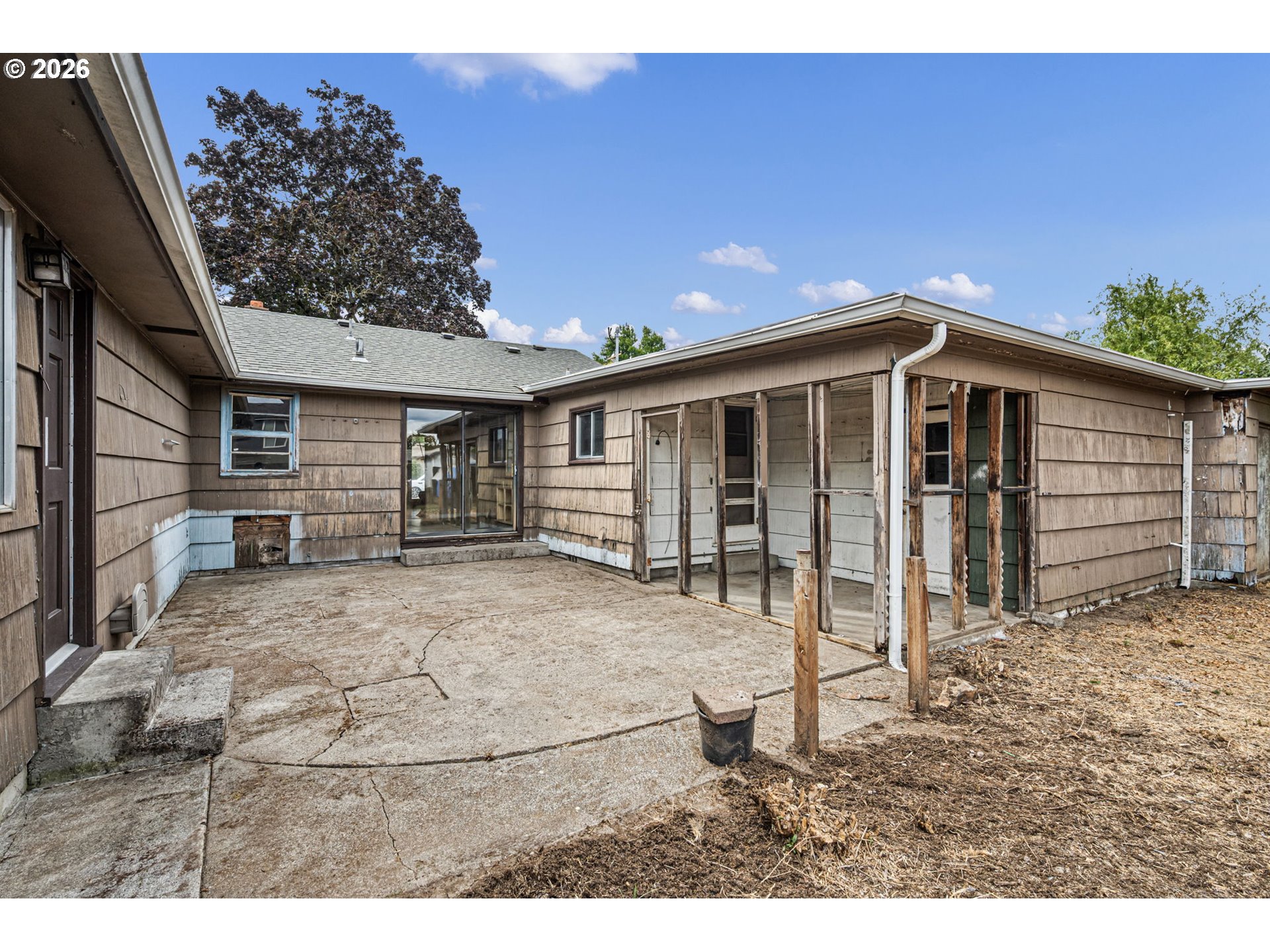 757 Berntzen Rd Property Photo 33