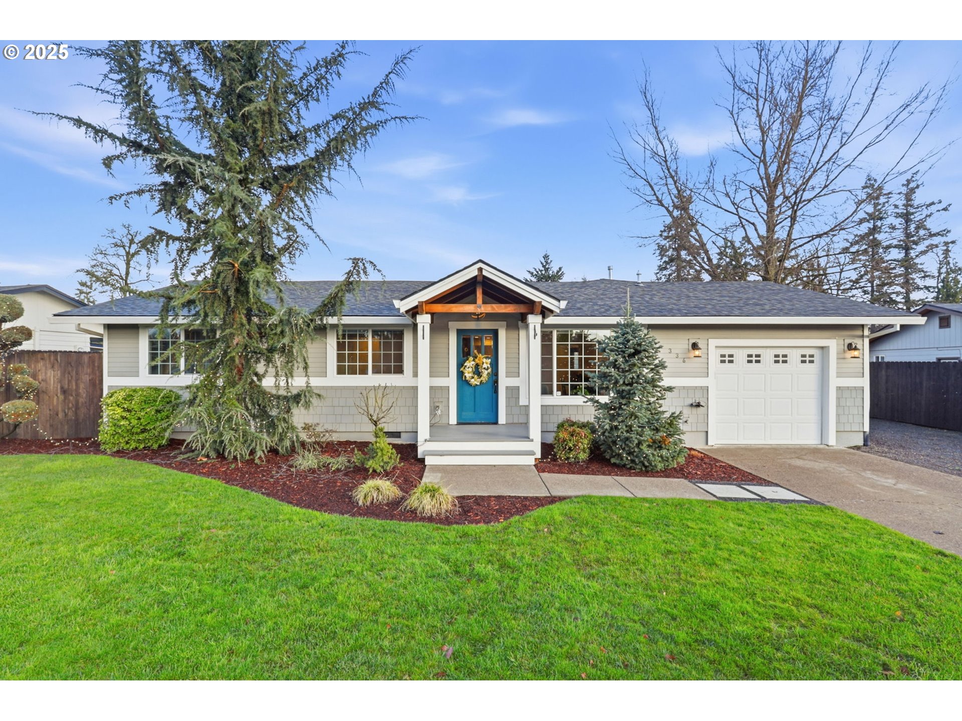 336 Acacia Ave Property Photo 1