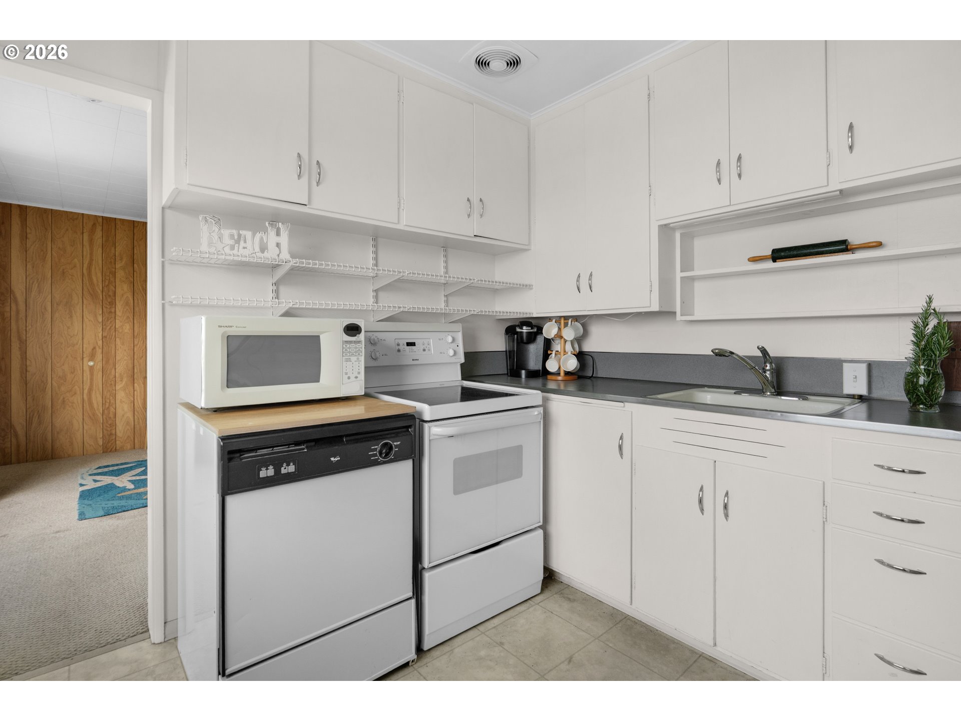 2977 Sunset Blvd Property Photo 26