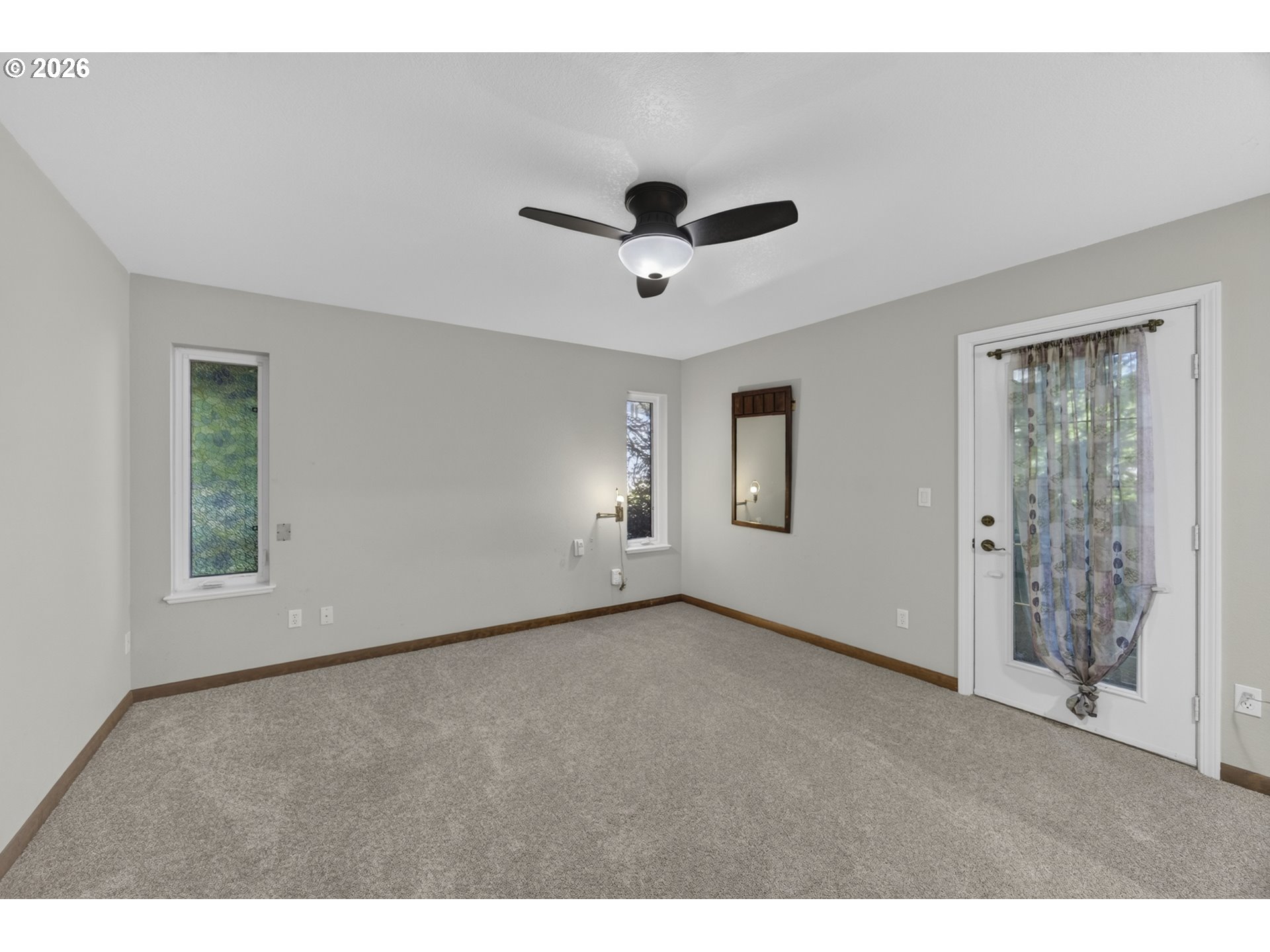5938 View Loop Property Photo 24
