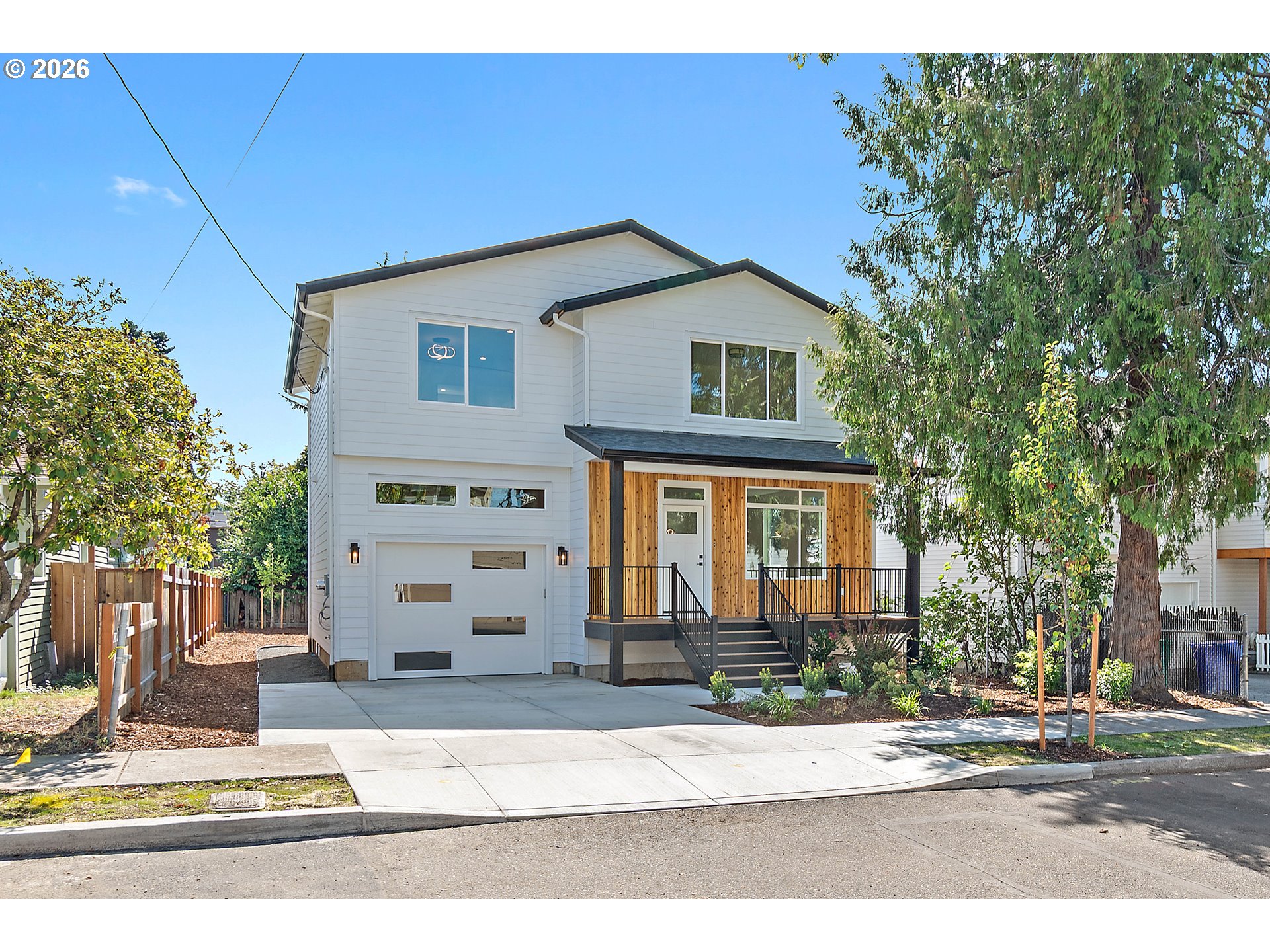 10338 Se Ramona St Property Photo 1