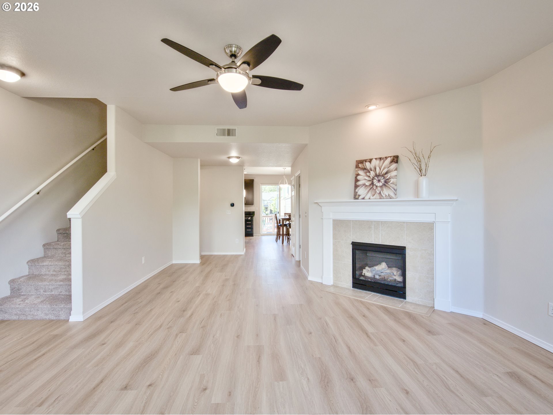 3721 E Oak Grove St Property Photo 13