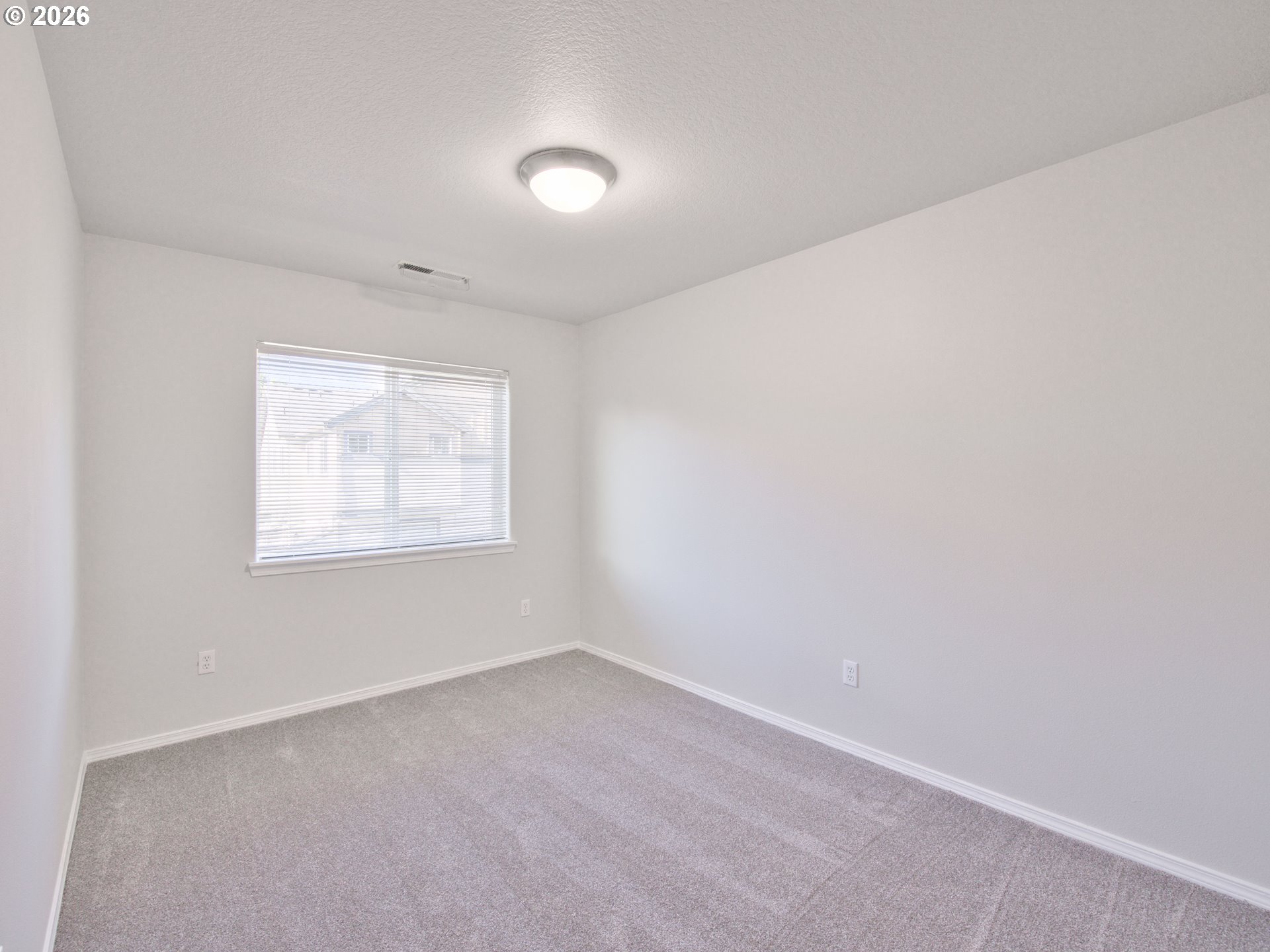 3721 E Oak Grove St Property Photo 39