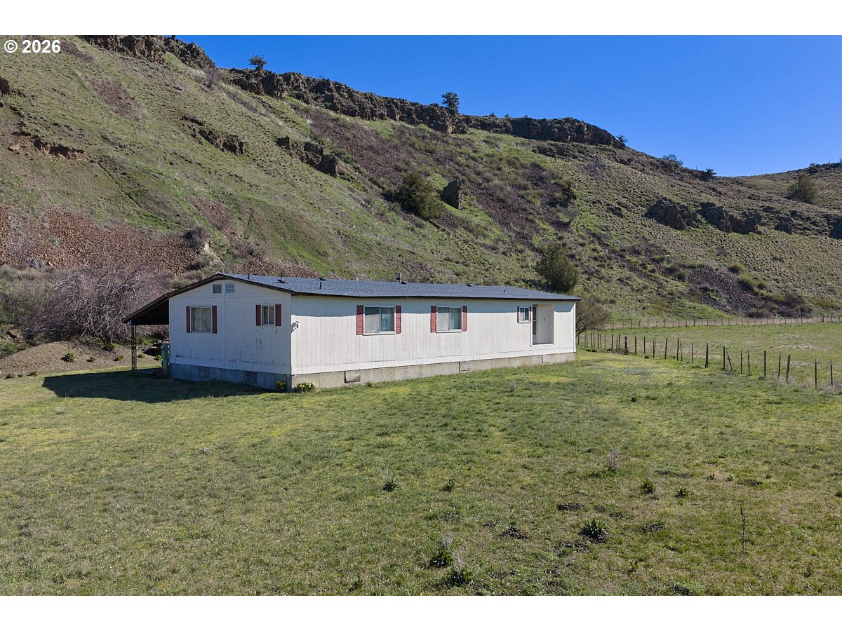 87861 Highway 82 Property Photo 25