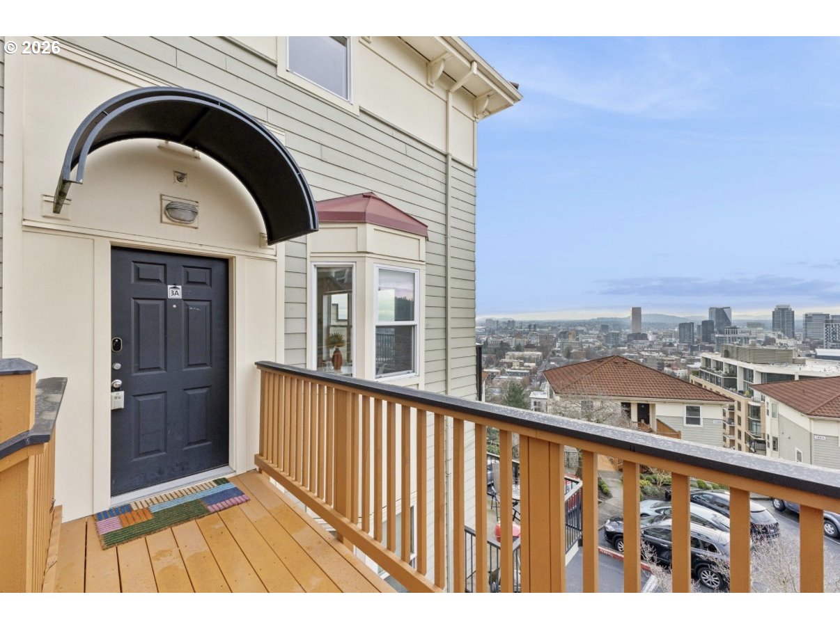 335 Nw Uptown Ter 3a Property Photo 1