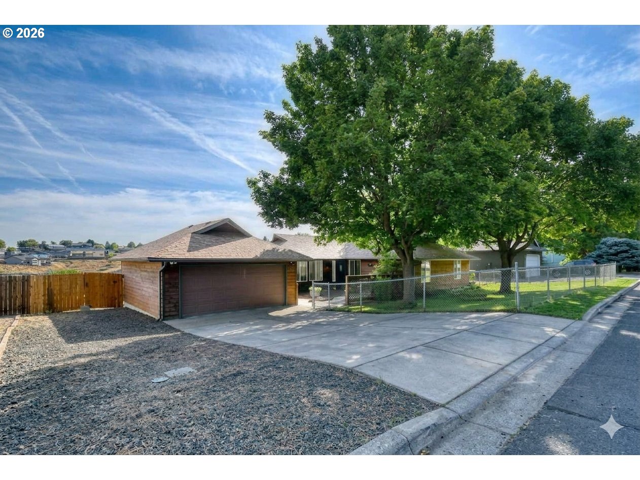 1841 Sw Athens Ave Property Photo 1