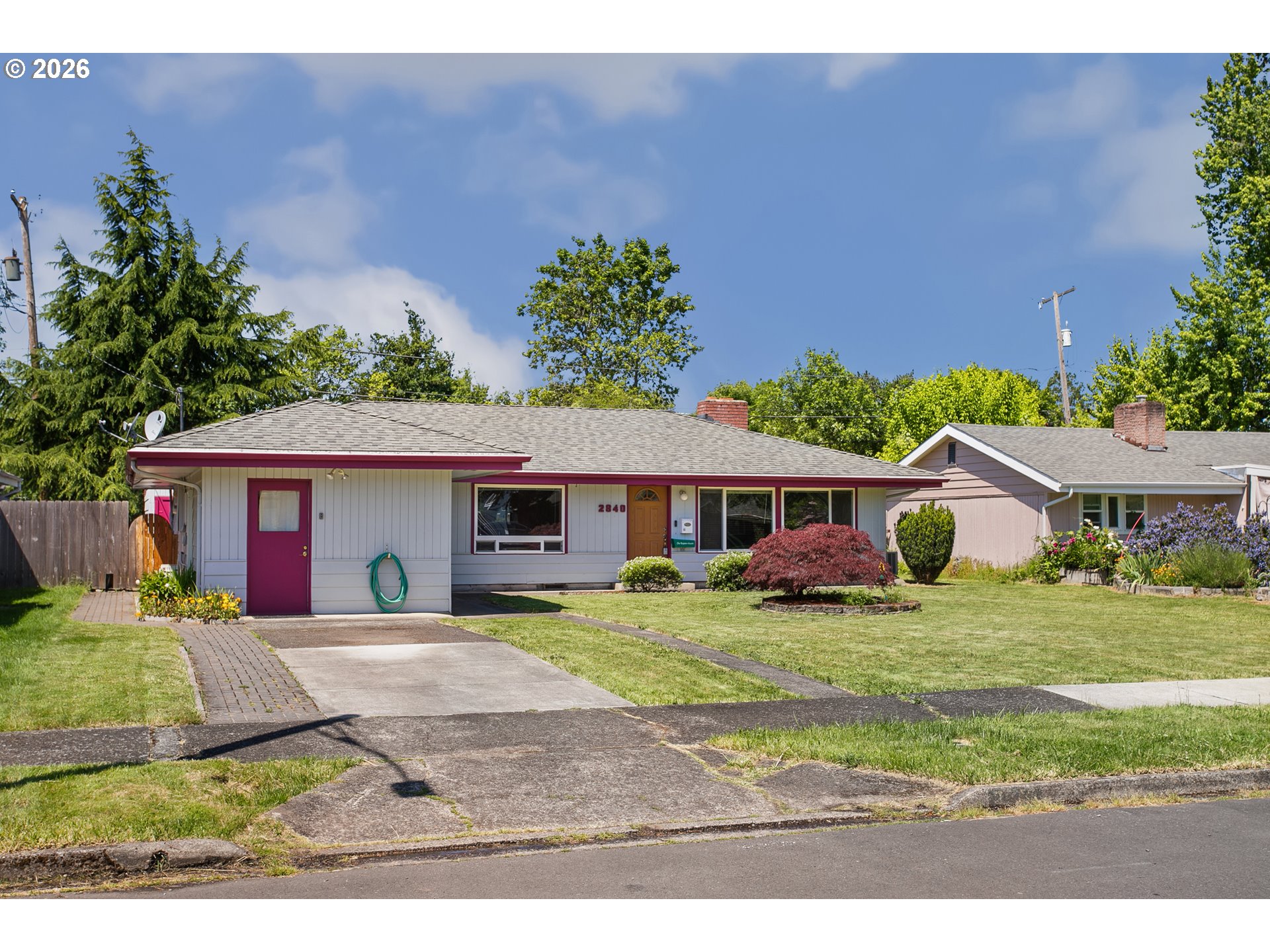 2840 Ferry St Property Photo 1