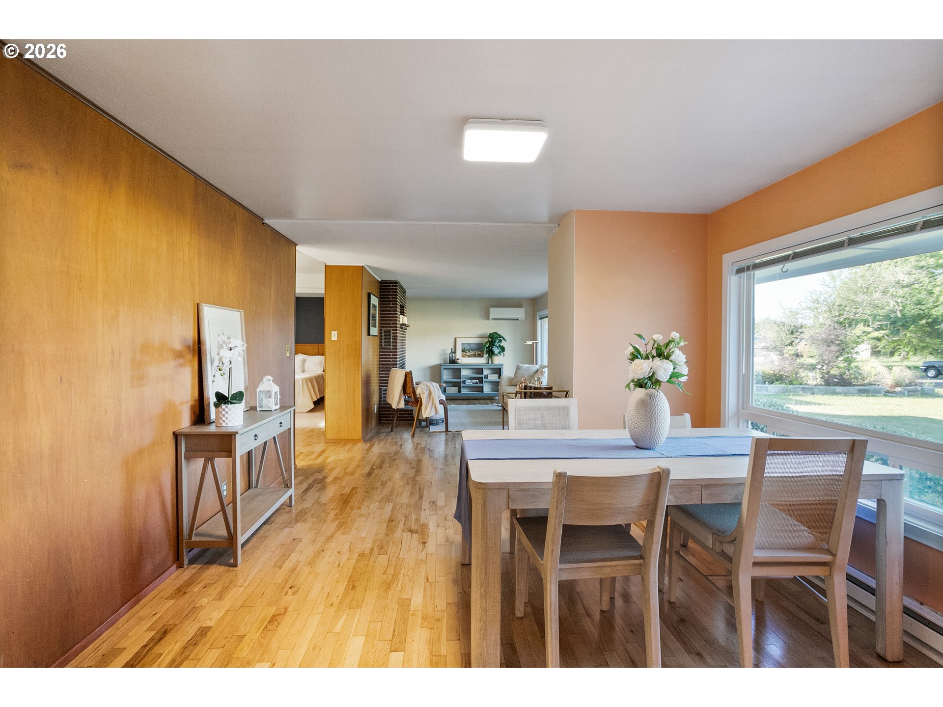 2840 Ferry St Property Photo 11