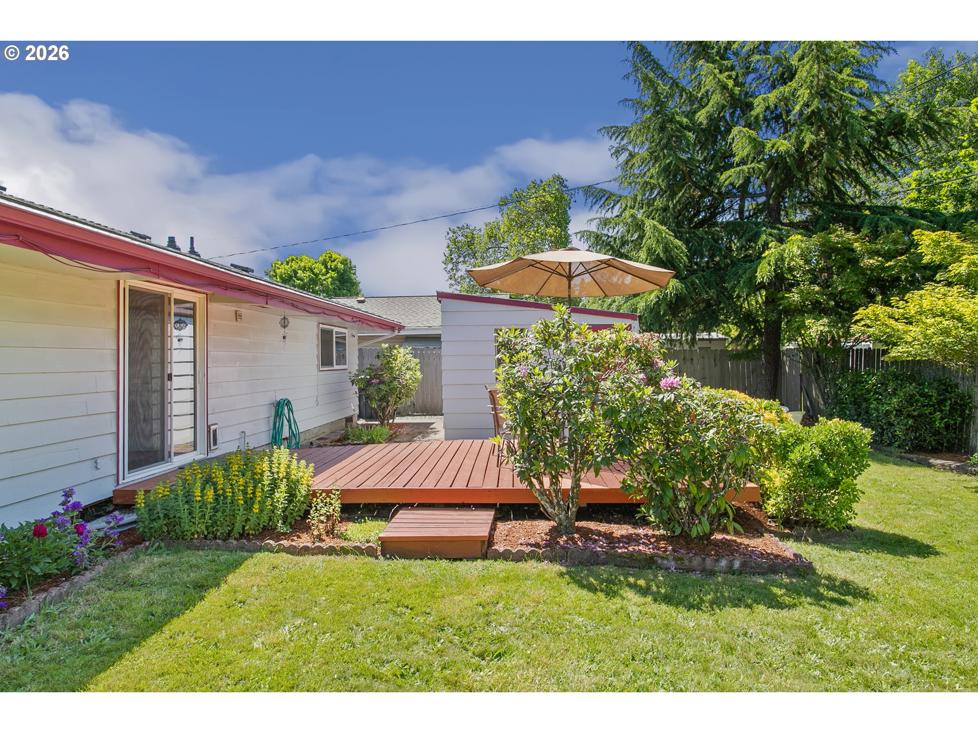 2840 Ferry St Property Photo 20