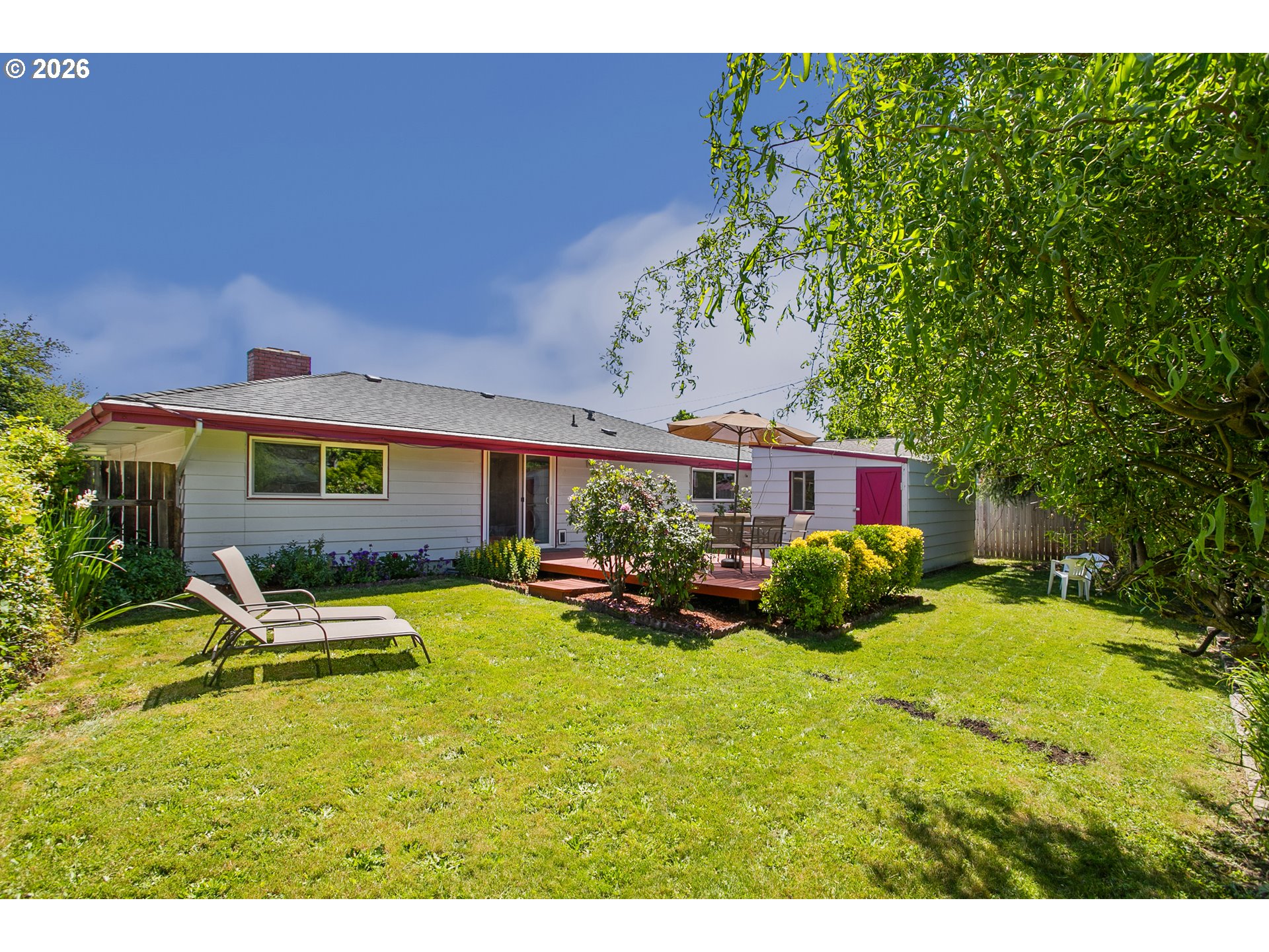 2840 Ferry St Property Photo 21