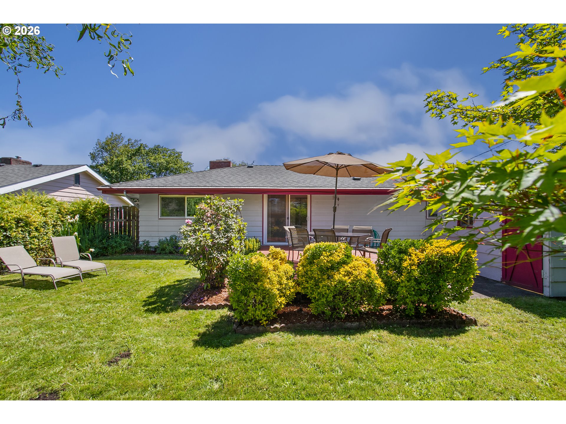2840 Ferry St Property Photo 22
