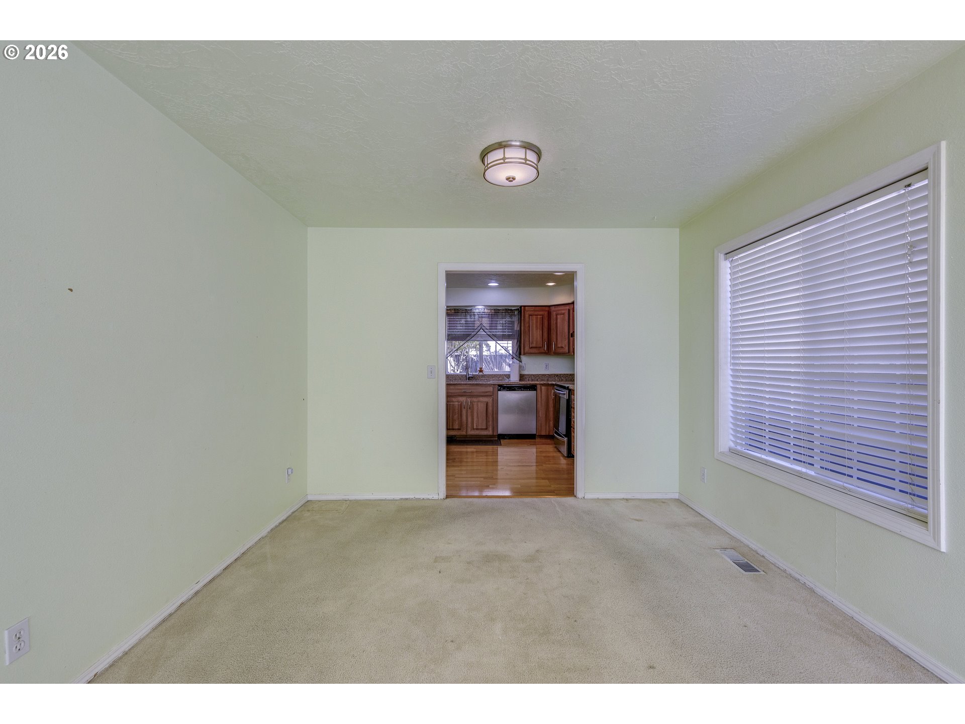4445 Great Plains Dr Ne Property Photo 6