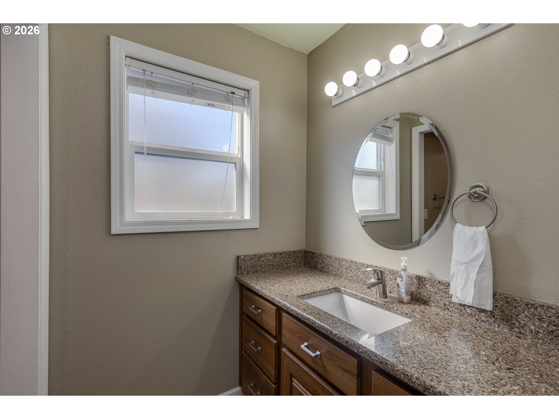 4445 Great Plains Dr Ne Property Photo 14