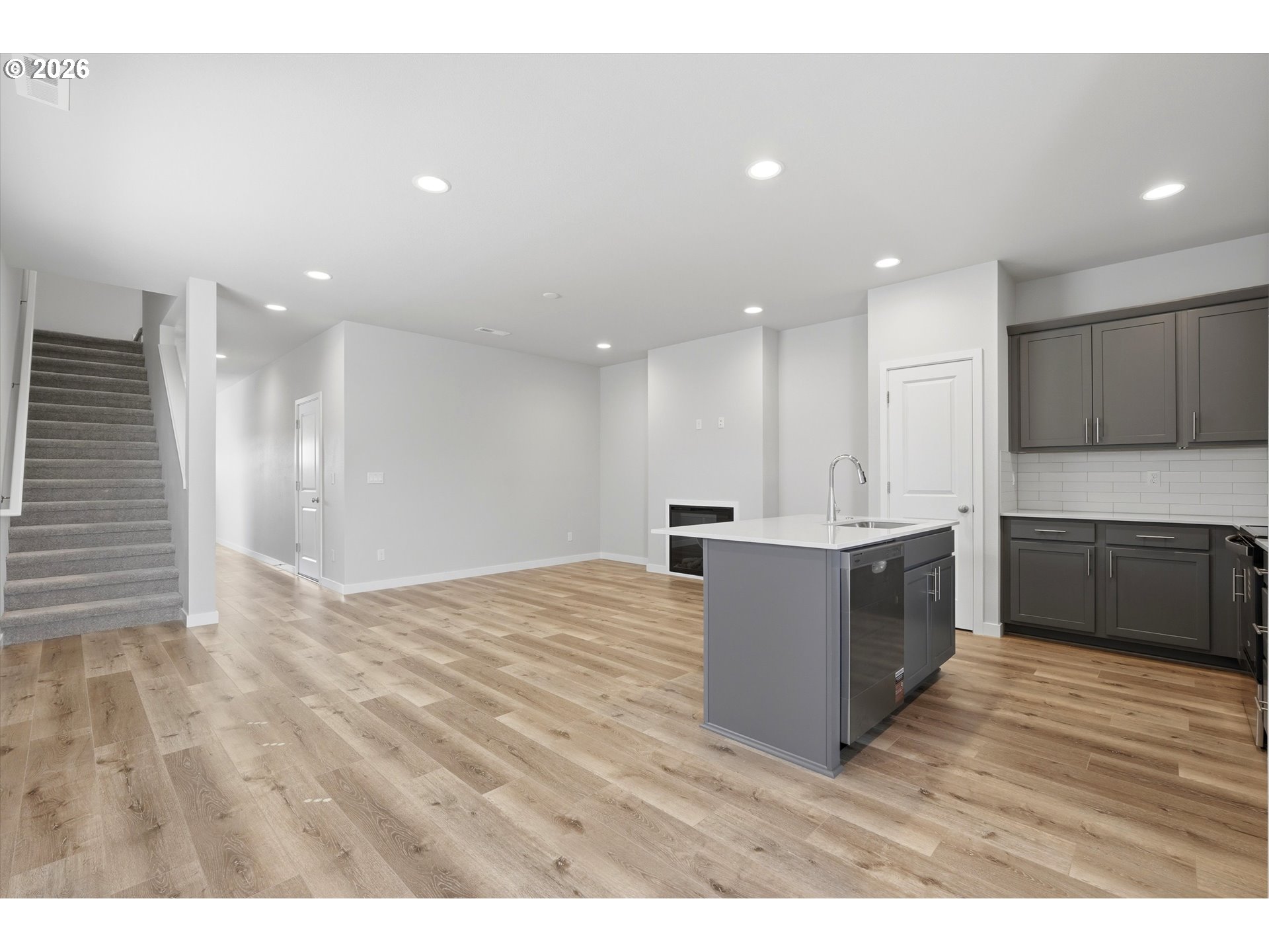 388 E Wilson St Property Photo 12