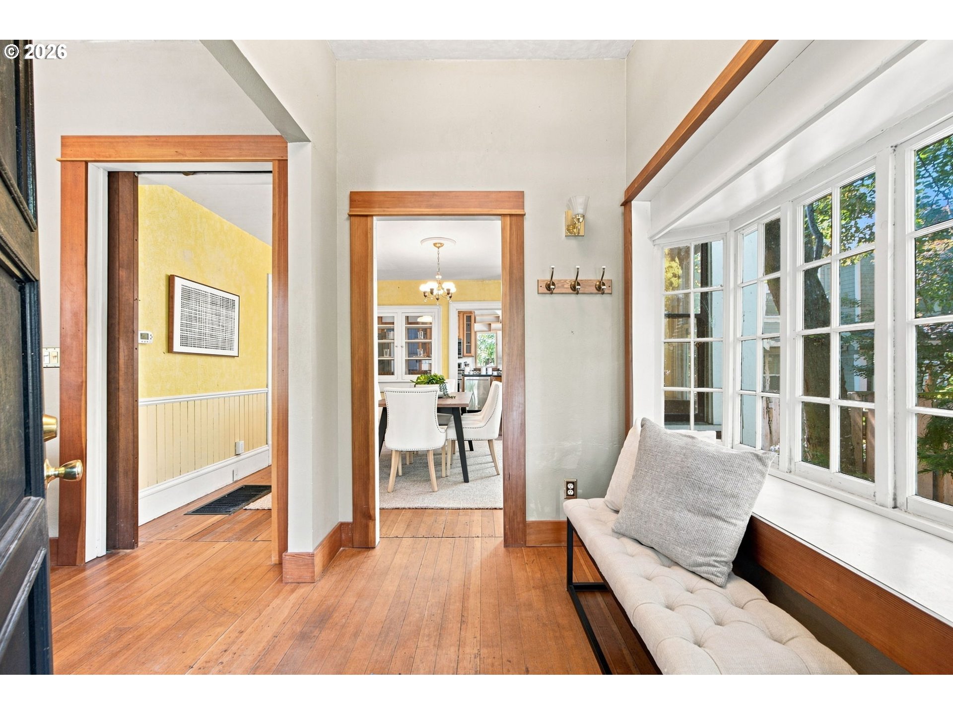 26 Ne Stanton St Property Photo 3