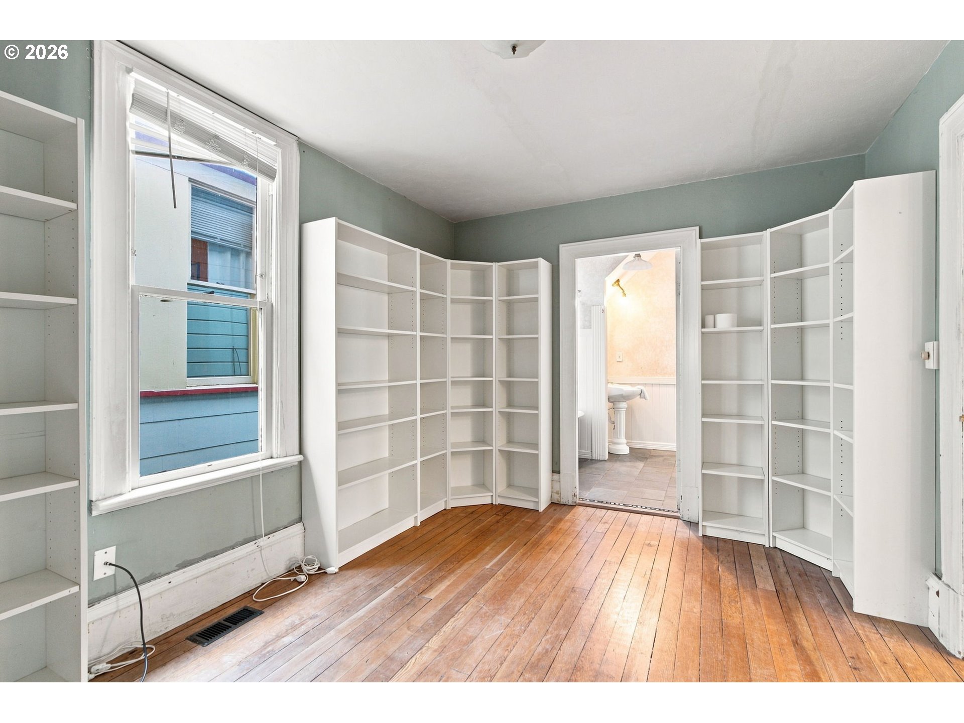26 Ne Stanton St Property Photo 29