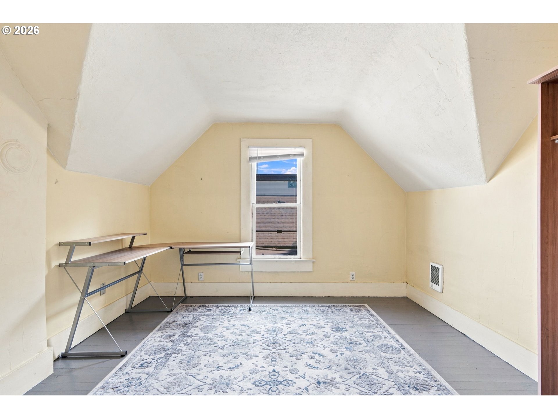 26 Ne Stanton St Property Photo 33