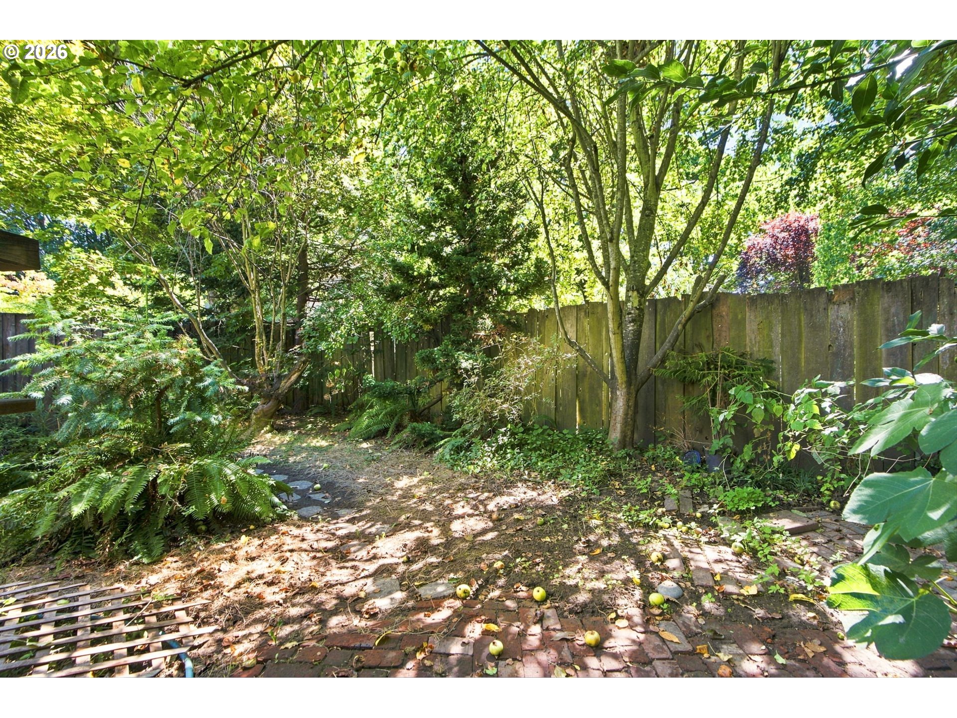 26 Ne Stanton St Property Photo 45
