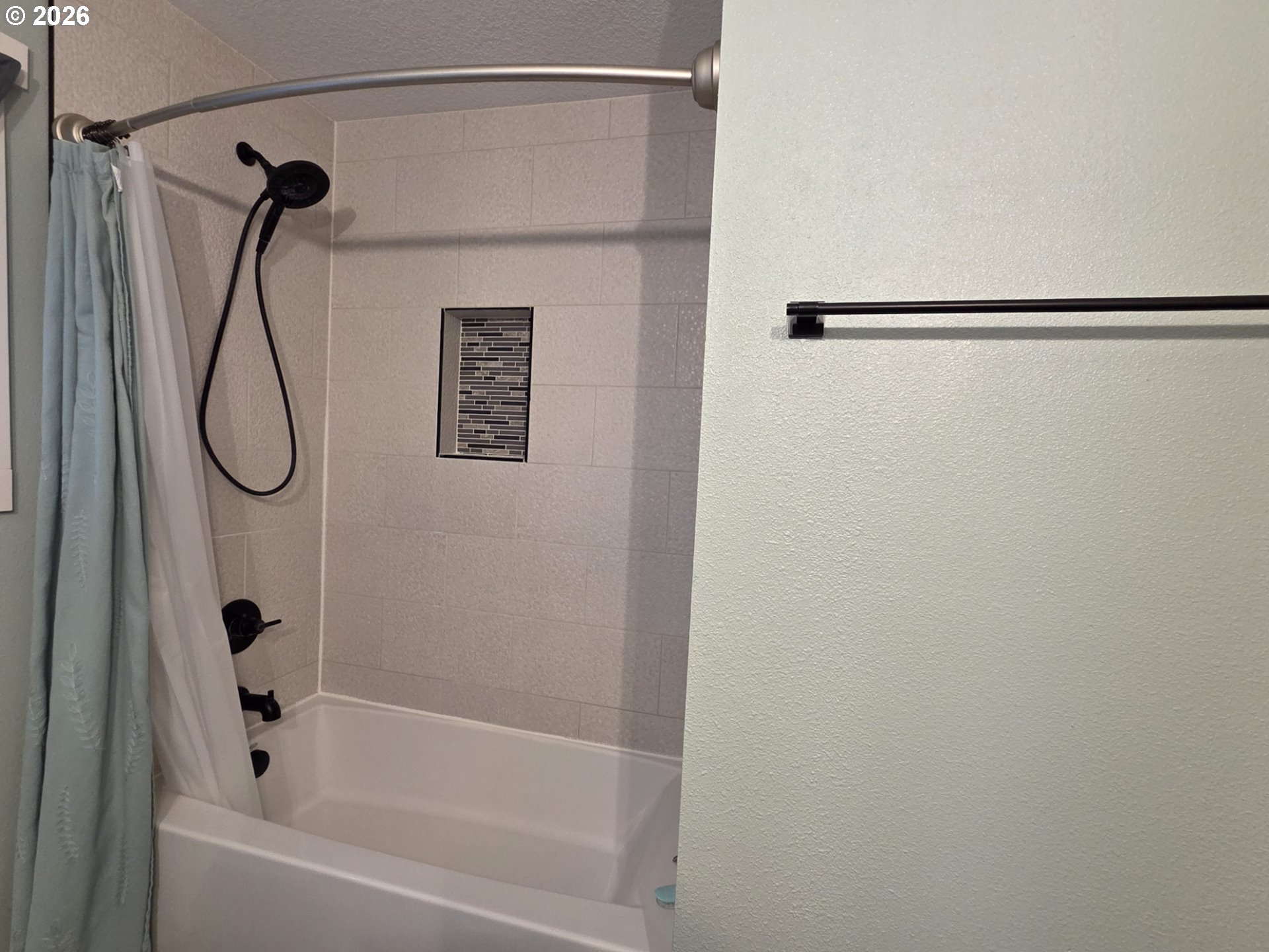 733 2nd St Property Photo 32
