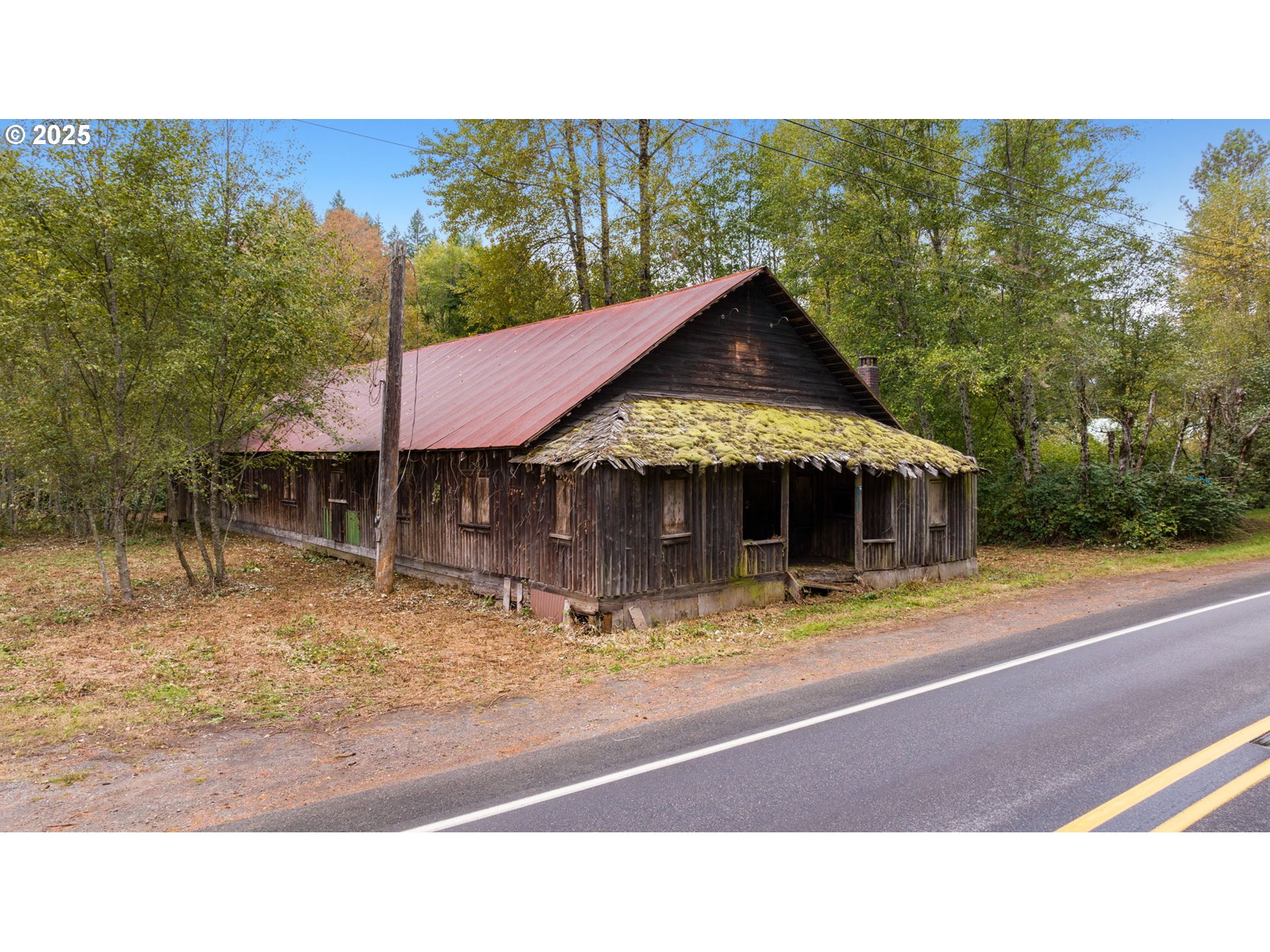 000 Ne Yale Bridge Rd Property Photo 1