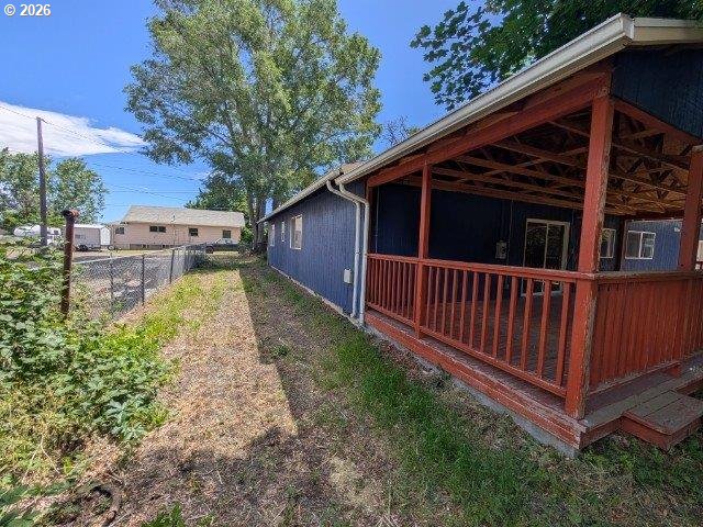 2708 N Cherry St Property Photo 6